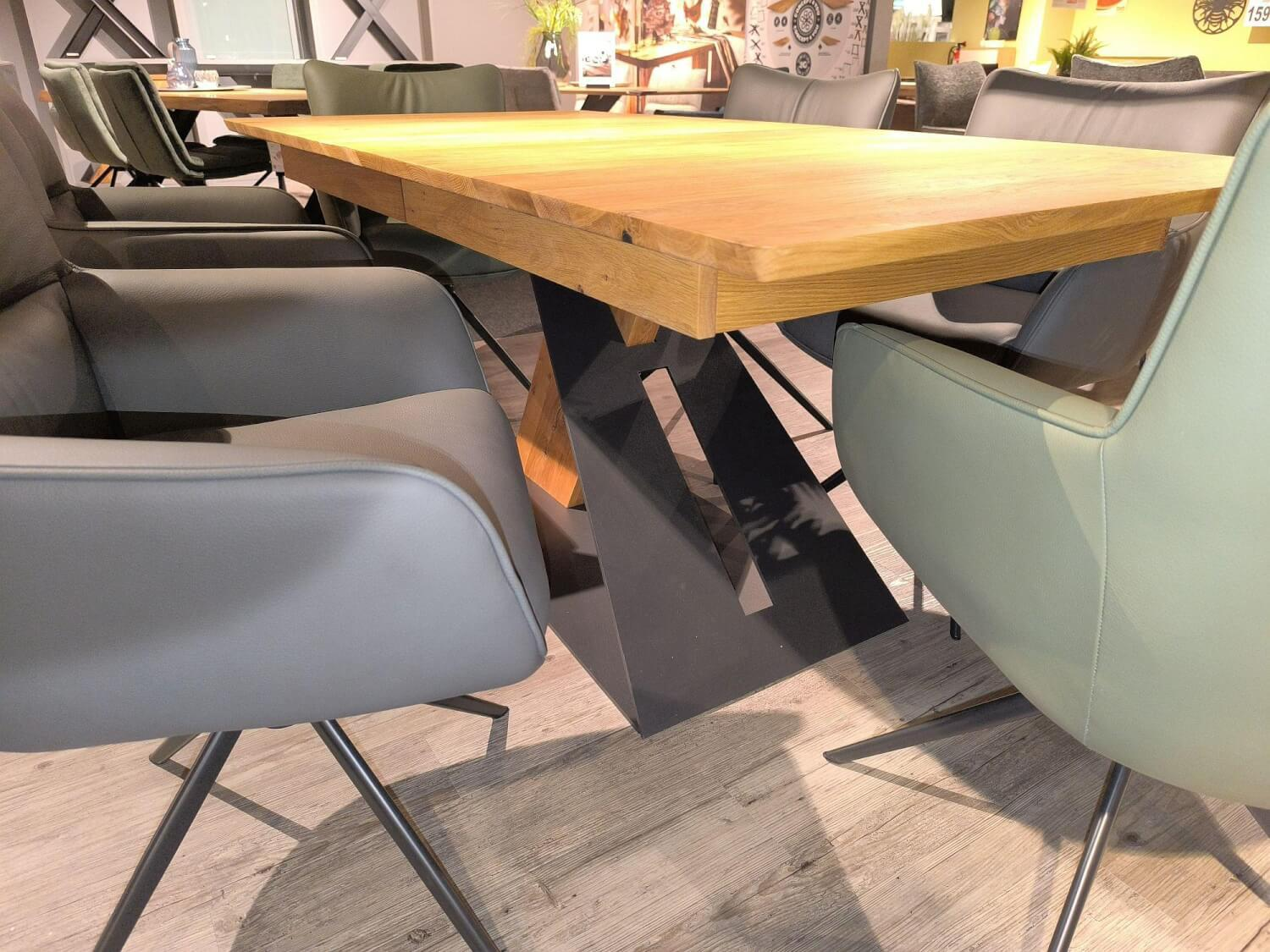 MCA - Essgruppe Paritta Limone 2 Stühle Leder Anthrazit Und Olive Grün Tisch Balkeneiche Massiv Gestell Metall Schwarz - 6