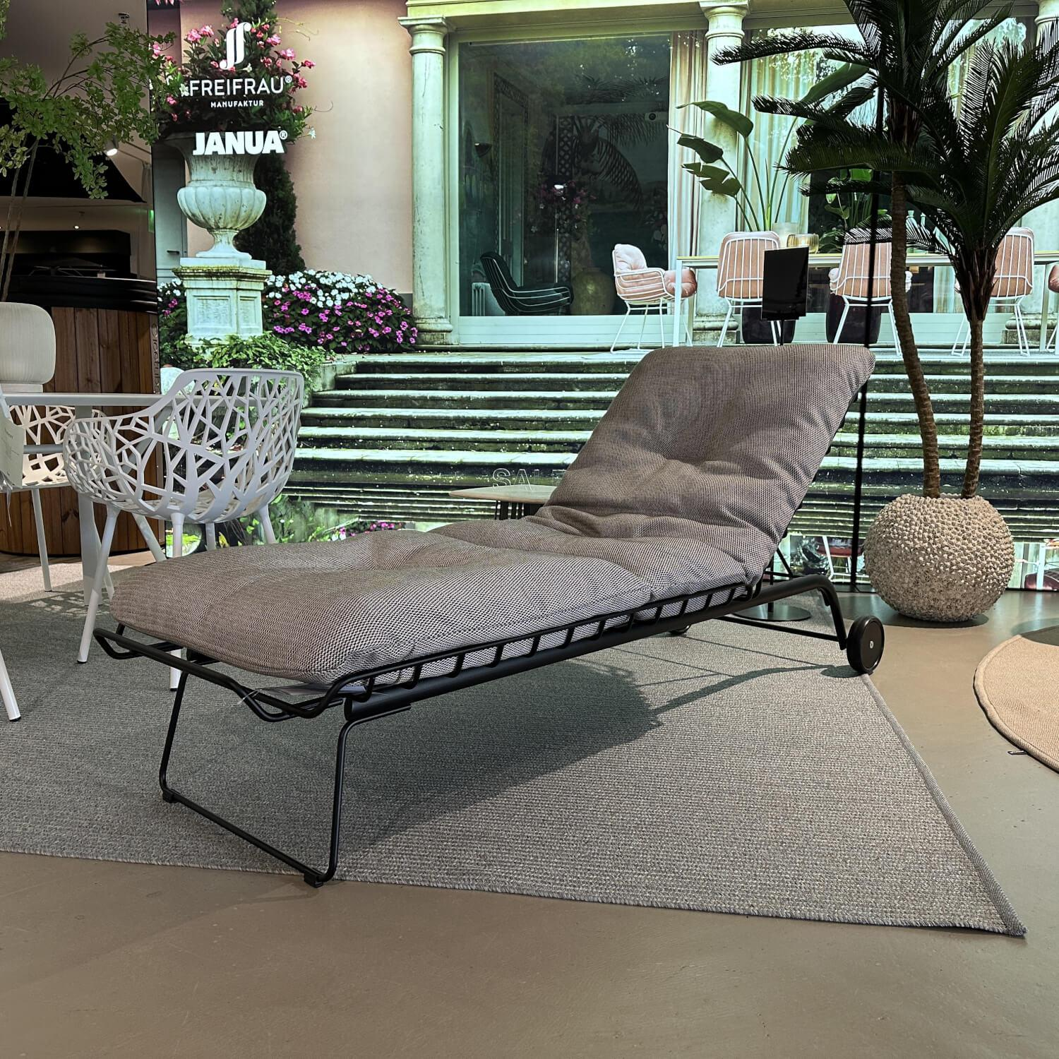 Freifrau - Outdoor Sunbed Liege Leyasol Stoff Loopi Pepper Grau Schwarz Gestell Schwarz Pulverbeschichtet - 7