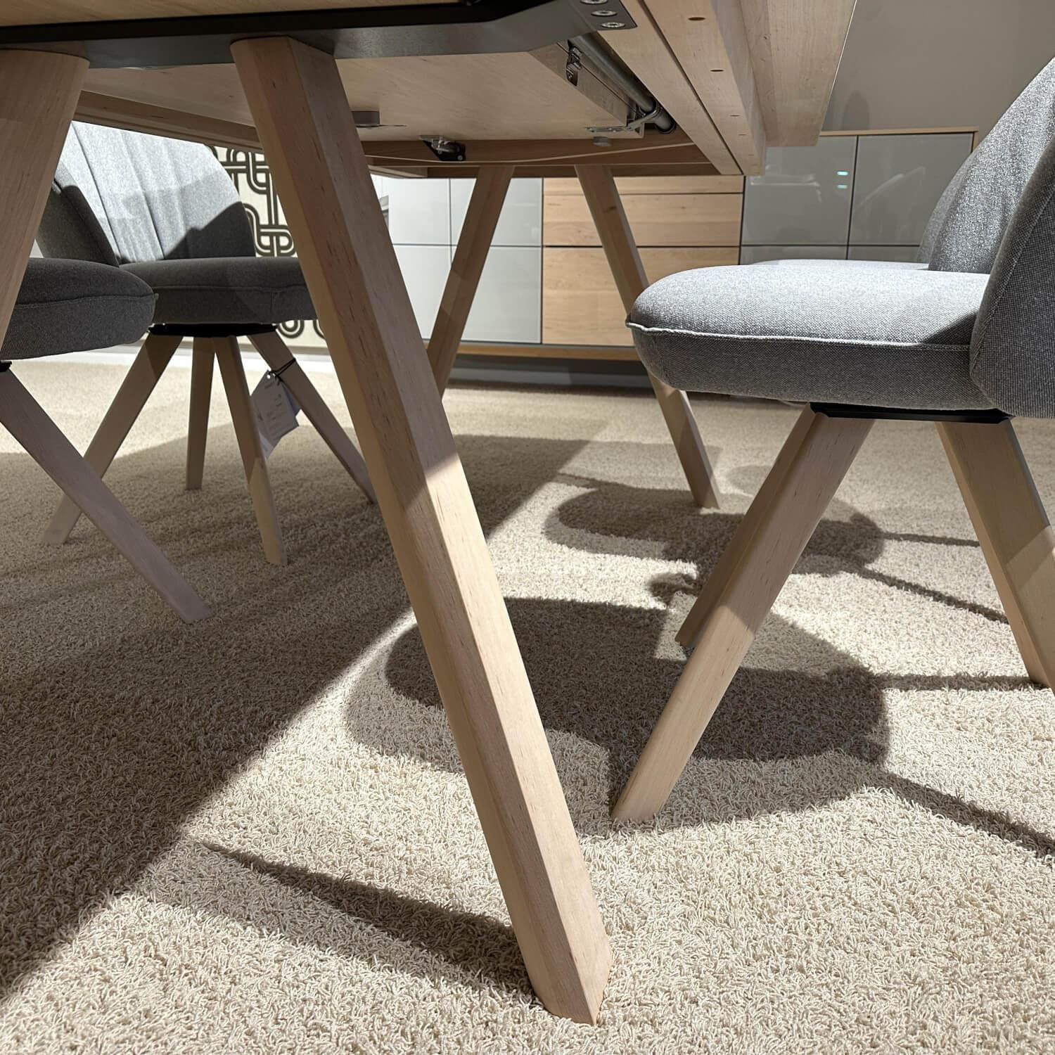 Team 7 - Essgruppe Taso Und Flor Erle Massiv Weißöl Und Stoff J9804 Jet Grau Mit Einlegeplatte - 6