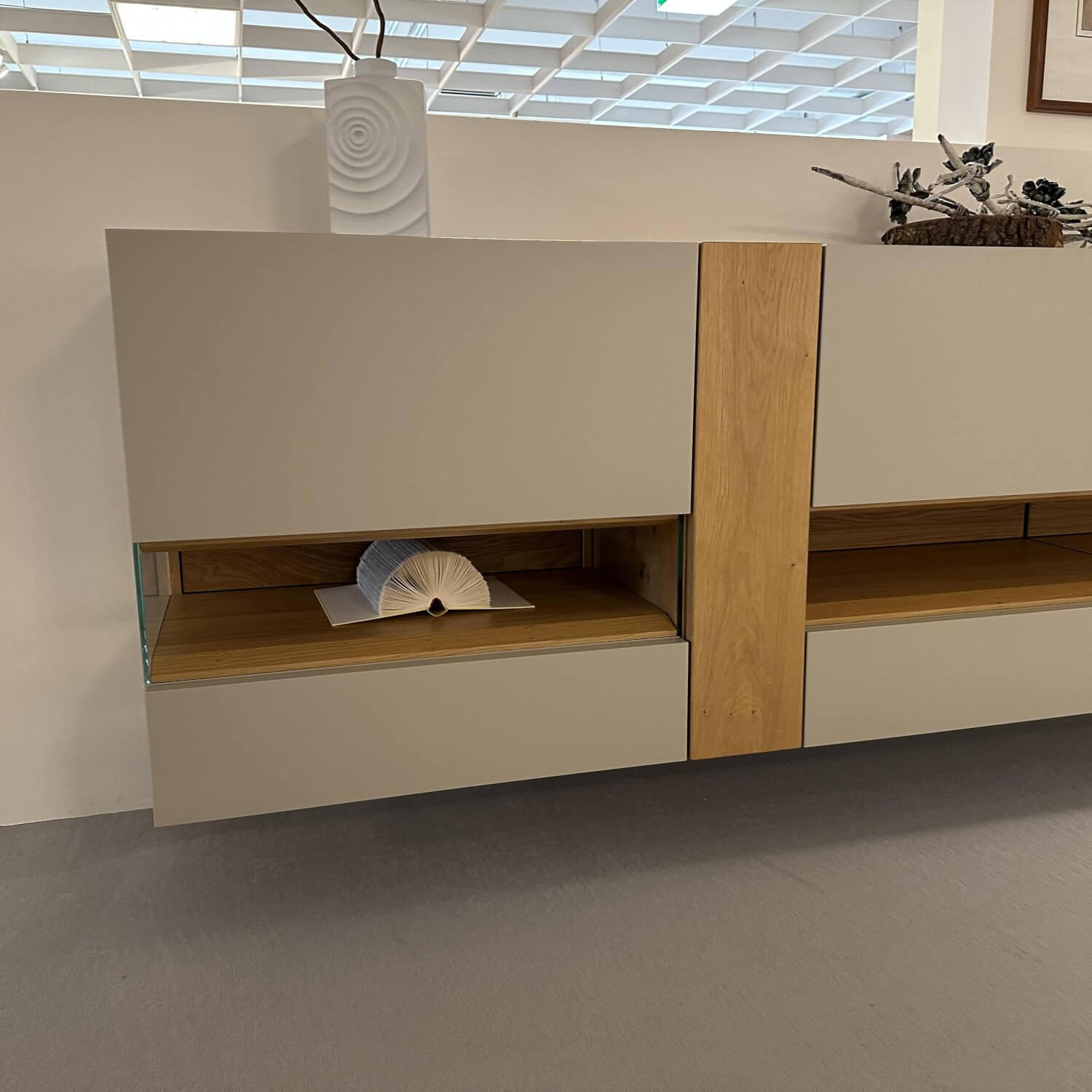 Hülsta - Sideboard Neo Lack Seidengrau Akzent Natureiche Mit Offenem Glasfach - 4