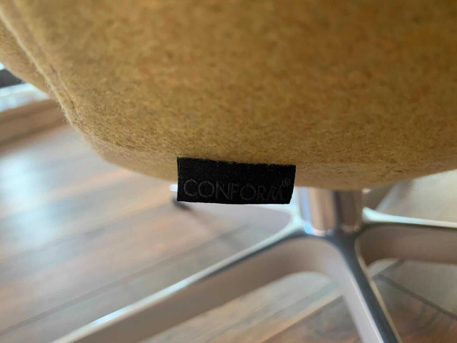 Conform - Sessel Globe Chair Stoff Sheford Mustard mit Hocker - 5
