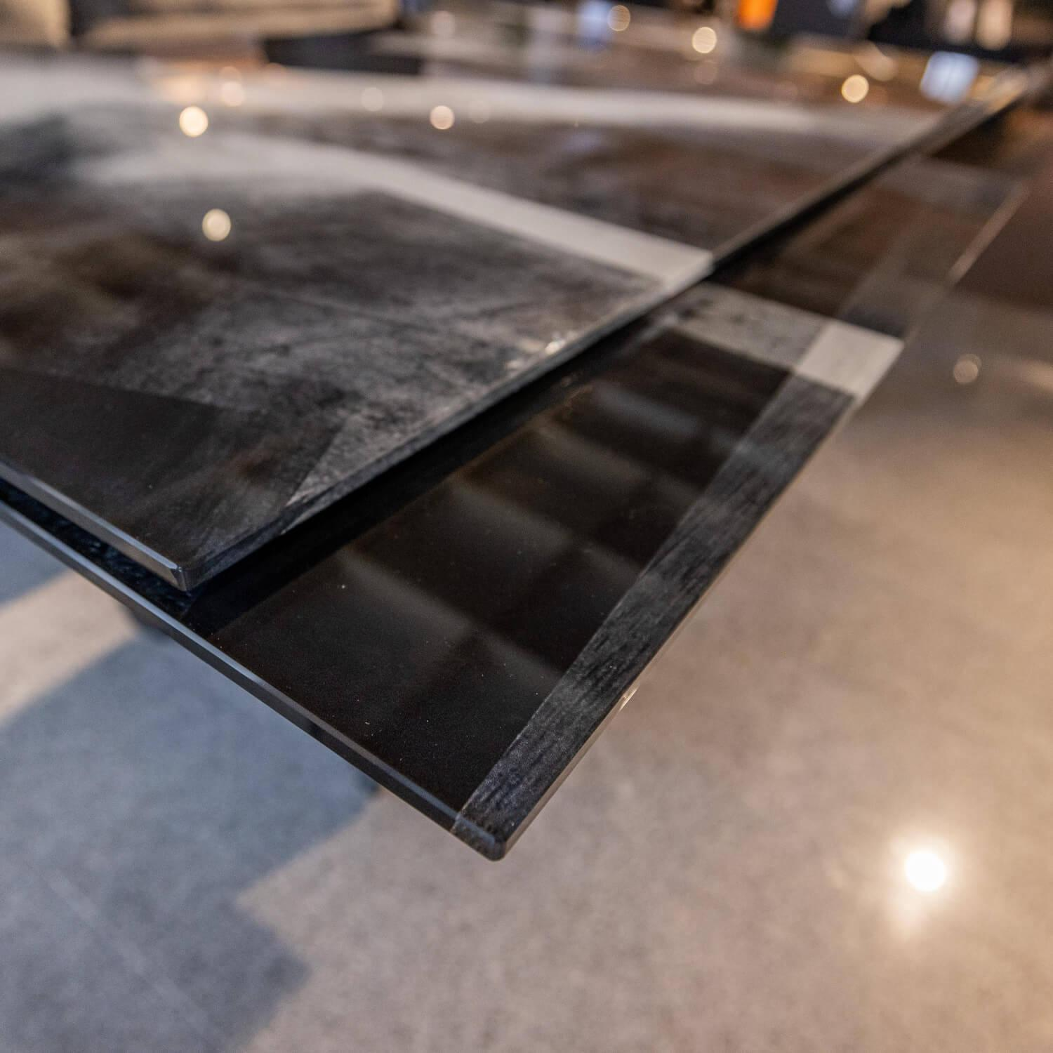 Esstisch WK 895 Platte Glaskunstdruck Grau Schwarz Gestell Stahlwange Gerundet Mit Öffnung Anthrazit Und Auszug