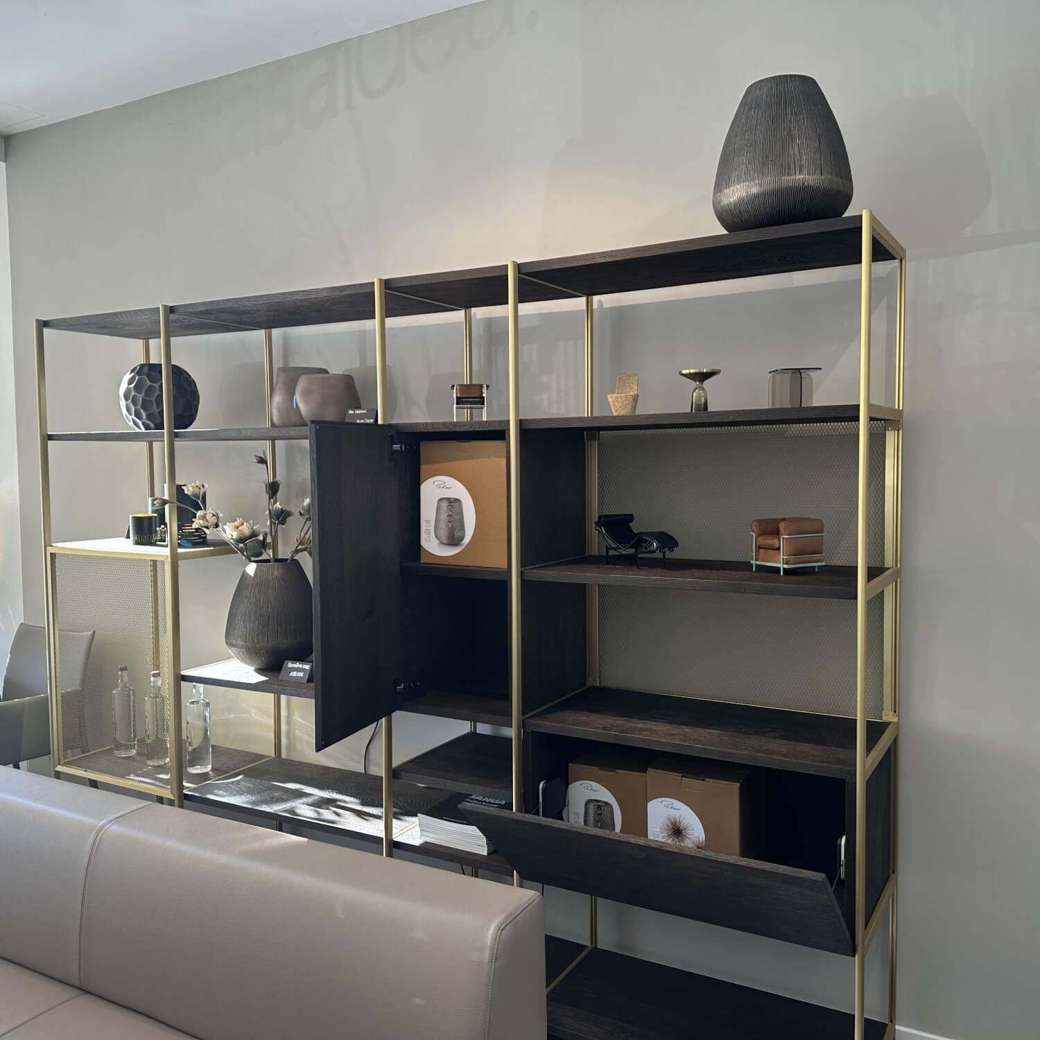 Janua - Shelf solid wood oak smoked anthracite oiled aluminium anodized Ev3 brass - 8