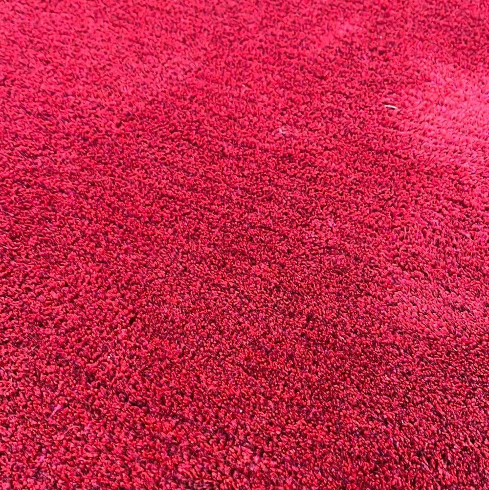 CS Rugs - Teppich Mistique Stoff Rot 170221 300x300 - 4