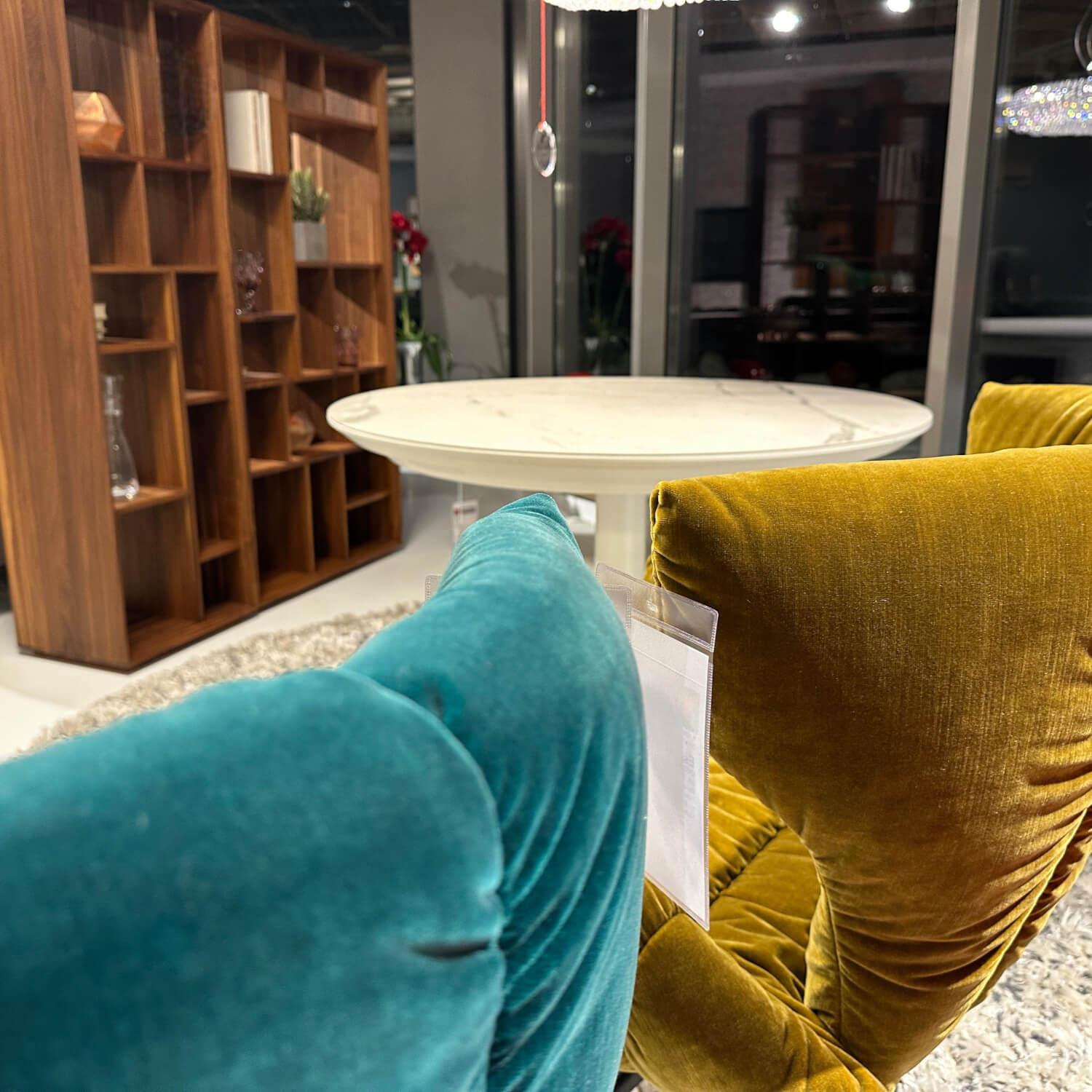 Bretz - 4er Set Esstischstuhl Cassia Stoff 64 1978 Velvet Gold Green Grün Rot Pink Füße 98 Matt Schwarz - 3