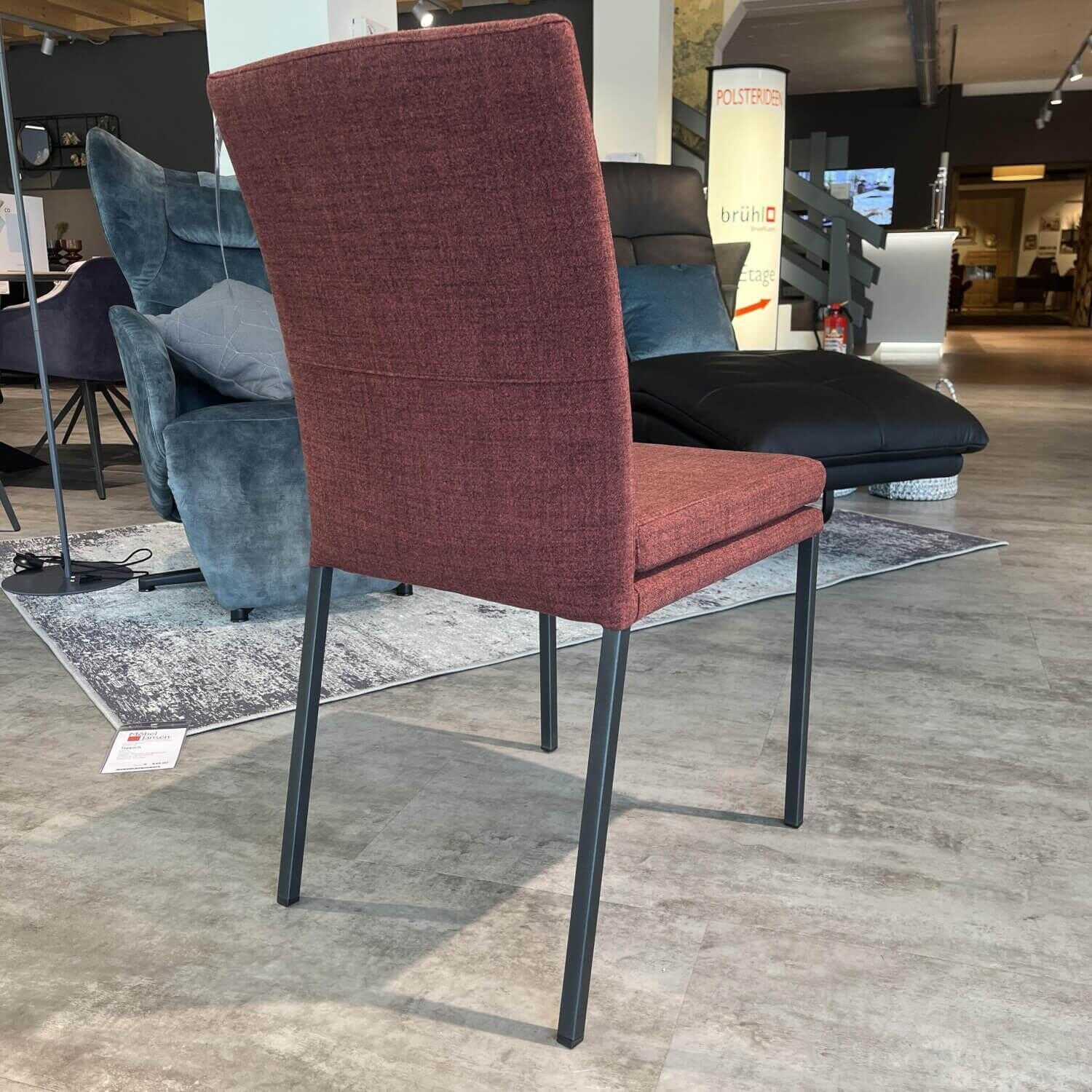 Saragossa 4-Fuß Stuhl 8226 Bezug Cecina Bordeaux Gestell Vierkant Metall schwarz Pulverbeschichtet