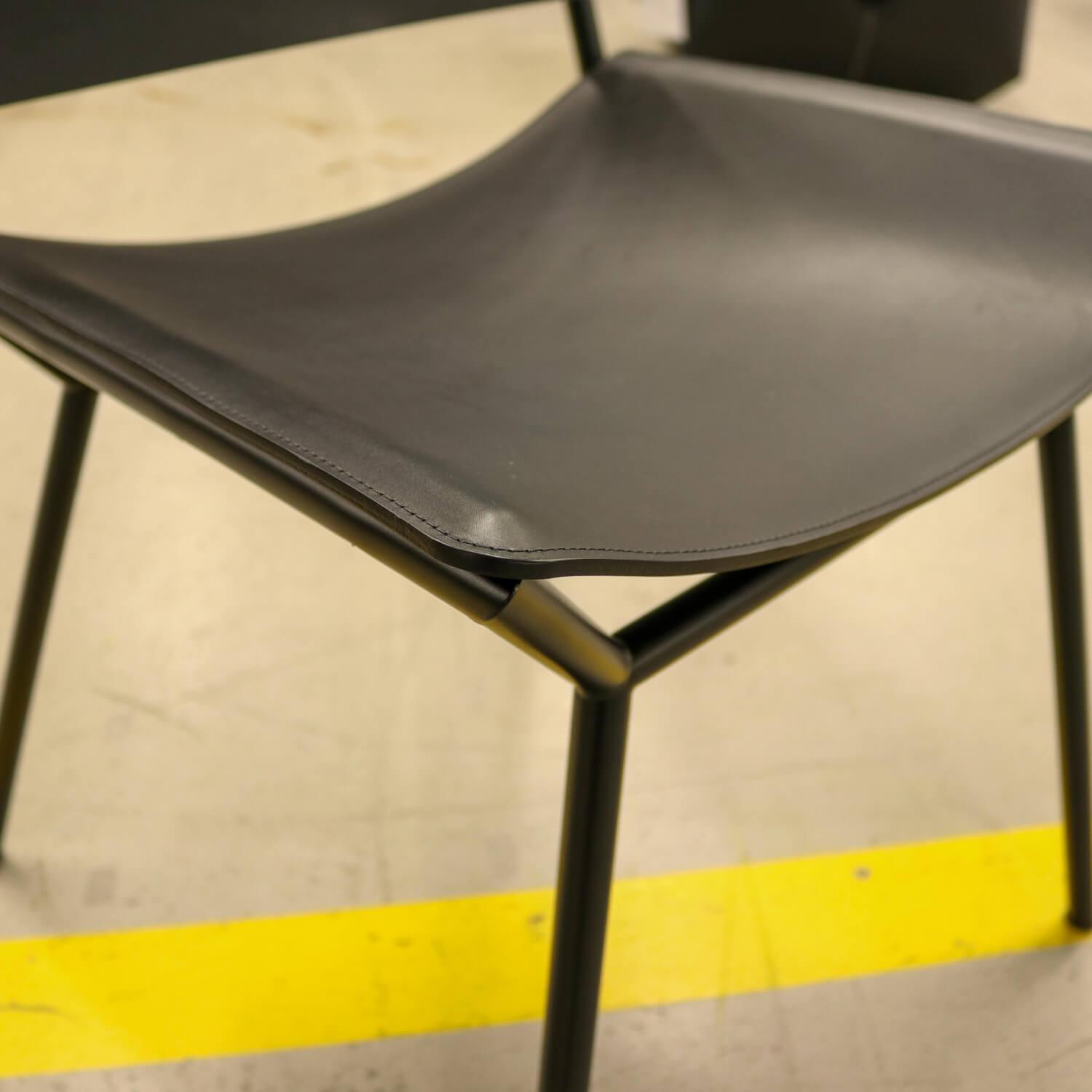 Walter Knoll - 2-er Stuhlgruppe Aisuu 1220 Sattelleder Saddle Black Füße Pulverbeschichtet Schwarz - 5