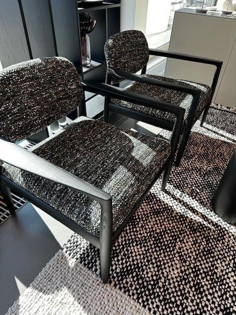 Minotti - 2er Set Sessel Yoko Stoff Medley 05 Malachite Grau Gestell Esche Massiv Lackiert Schwarz Mit Beistelltisch - 3