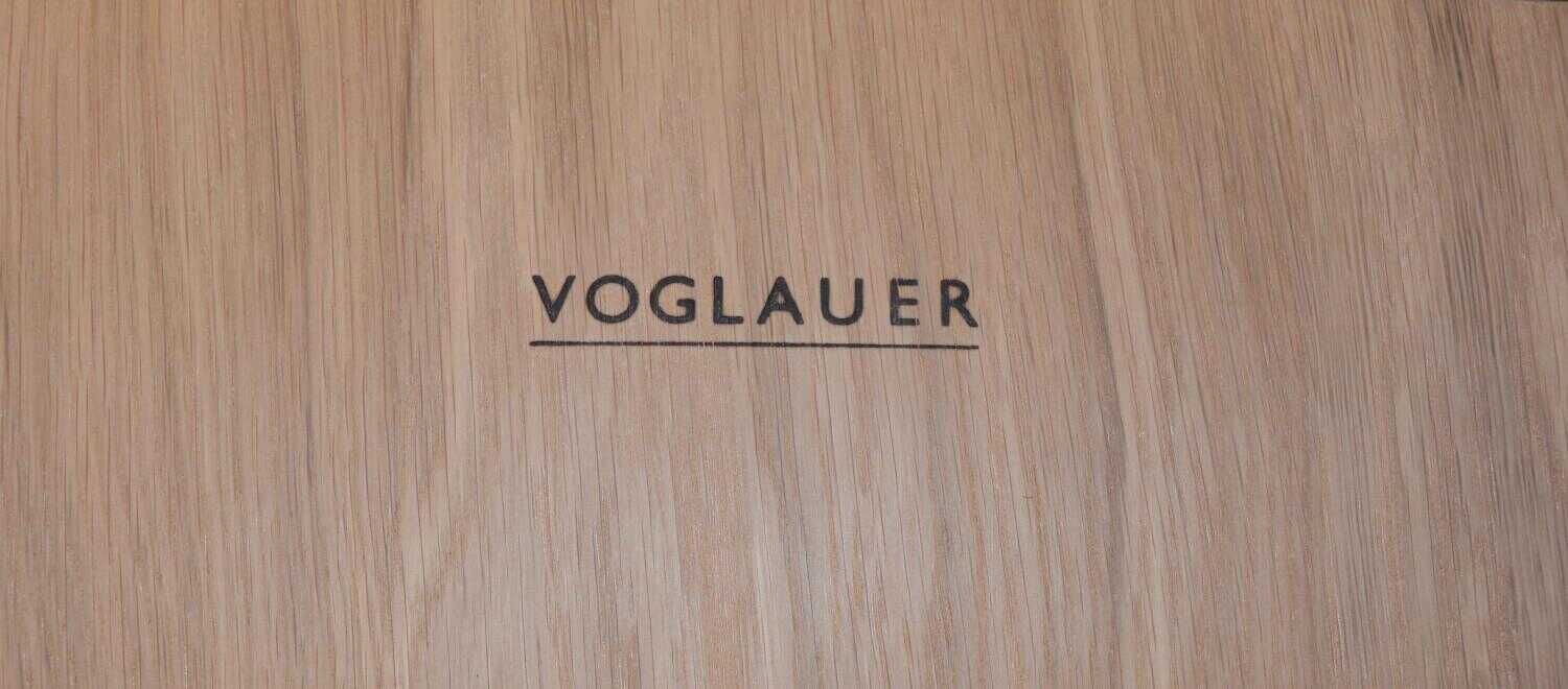 voglauer-vitrine-v-solid-echtholzfurnier-eint-C3-BCrig-mit-beleuchtung-41a4065c19cd5db6dbaed8a3b Voglauer - Vitrine V-solid Echtholzfurnier Eintürig mit Beleuchtung - 5
