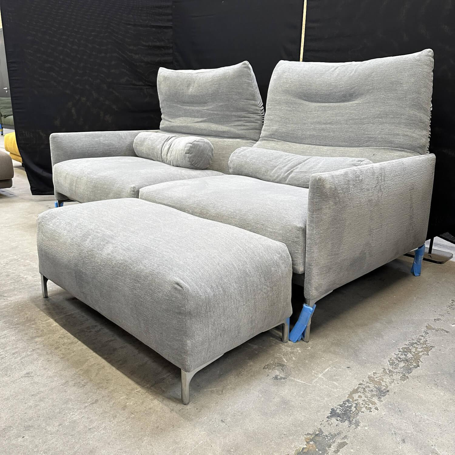 COR - Sofa Avalanche 20233 Stoff 8142 Hellgrau Füße Aluminium Poliert Inklusive Hocker 20100 Und Lendenrolle 2080 - 9