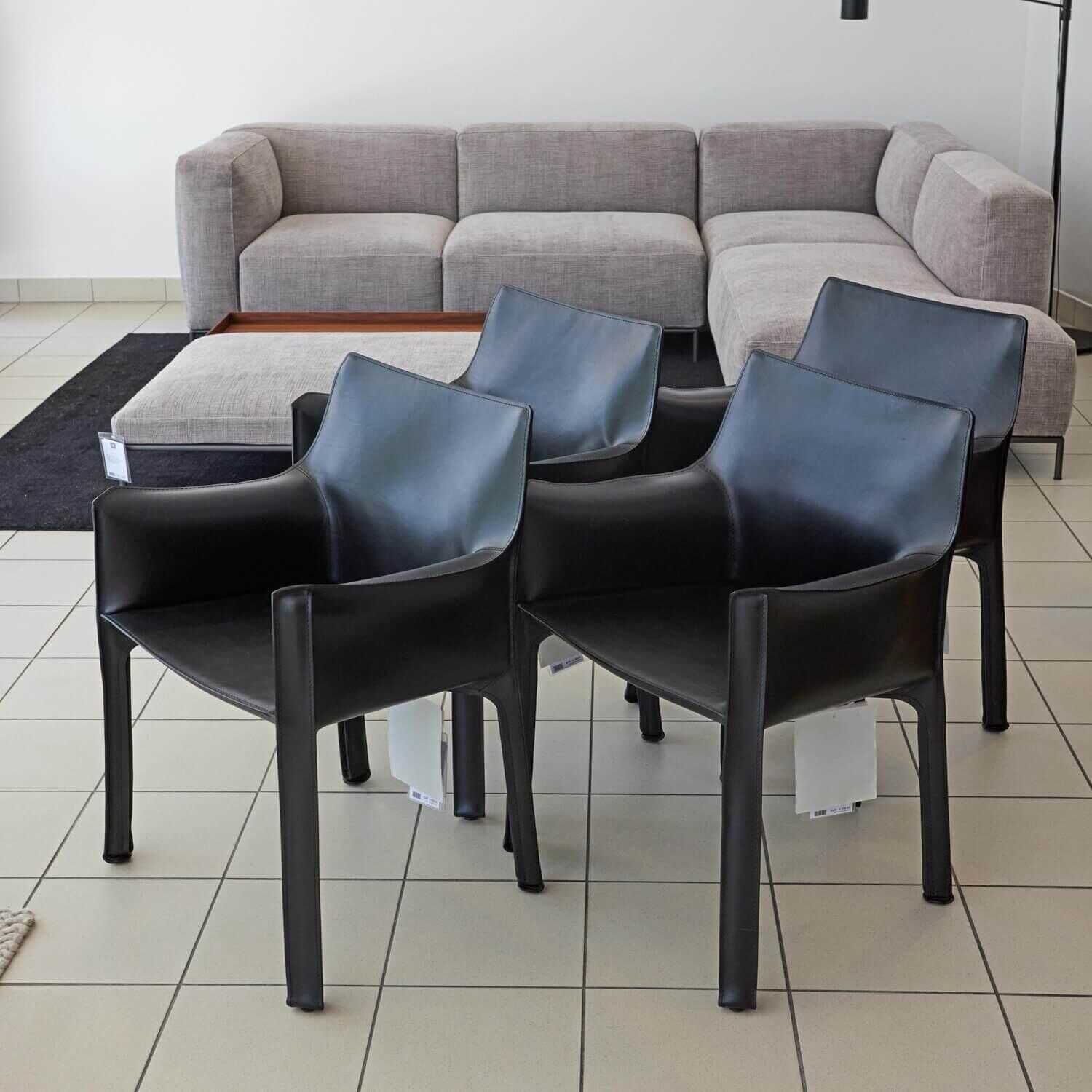 Cassina - 4er-Set Kernlederstuhlgruppe Cab Leder Cucio Nero - 4