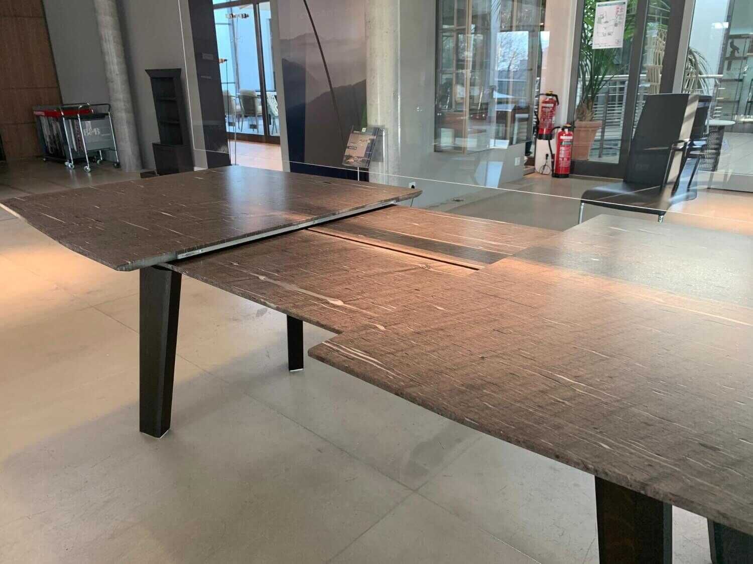 Draenert - Esstisch 1406 Fontana Ausziehbar Platte Stein Braun Silk Gestell Mooreiche - 6