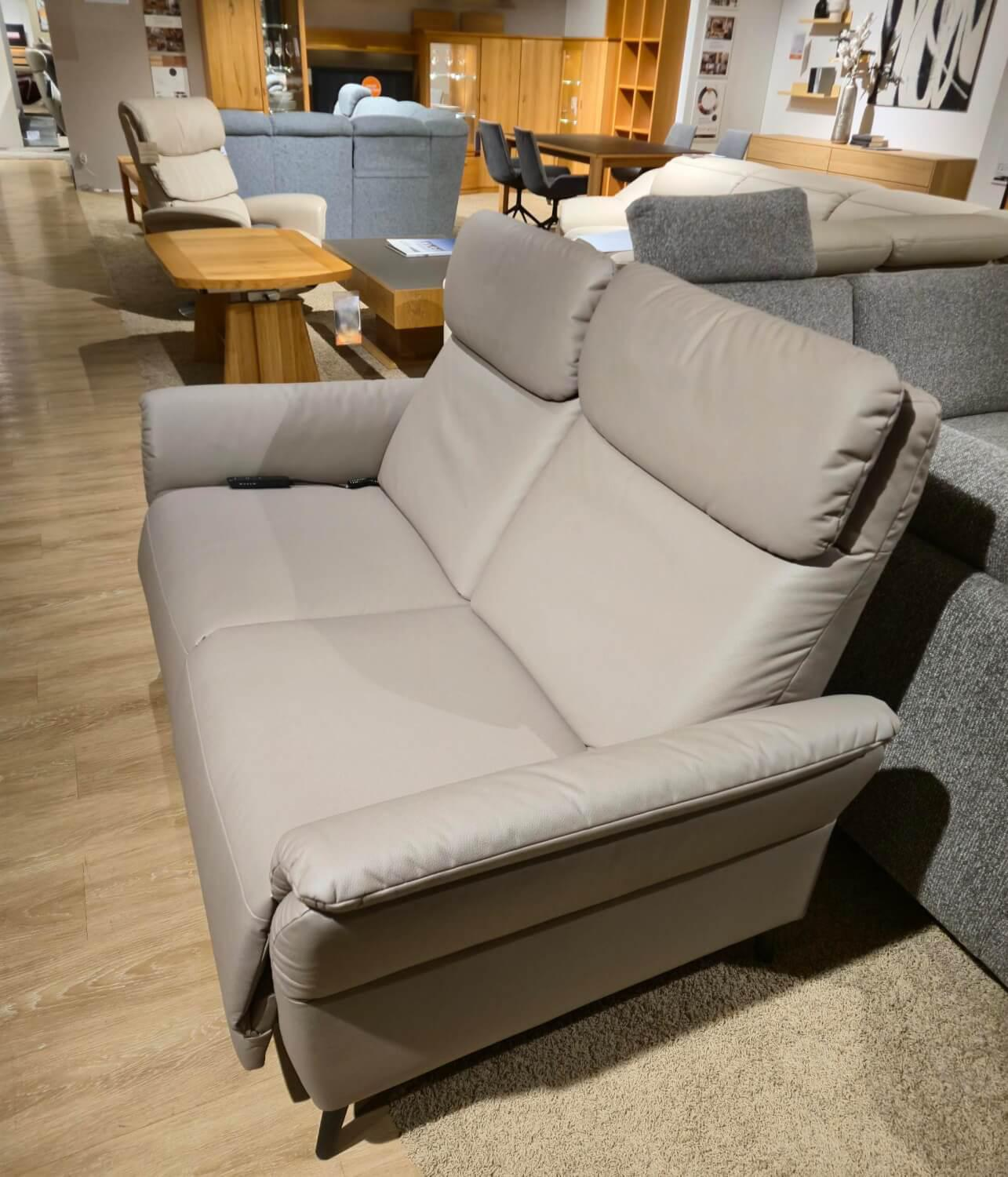 Mondo - Sofa Sunatra Stoff Caballo Light Grey Grau Metallfuß Schwarz Matt Mit Motorischer Herz Waage Funktion - 4