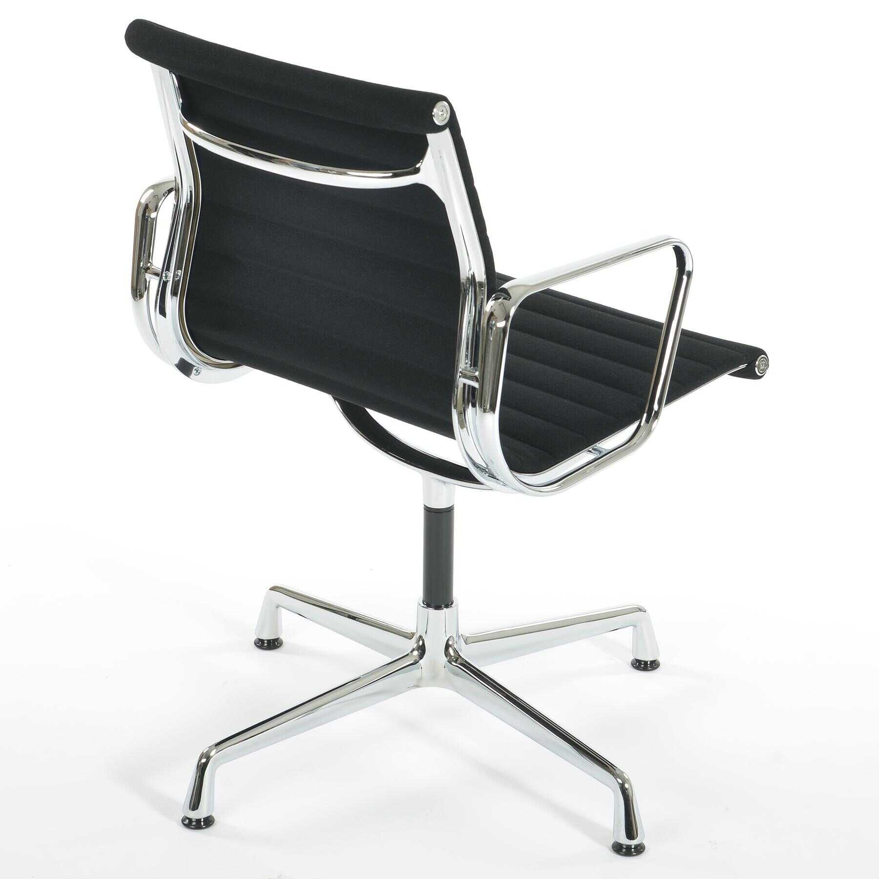 Aluminium Chair EA 104 Stoff Hopsak Nero Gestell Aluminium