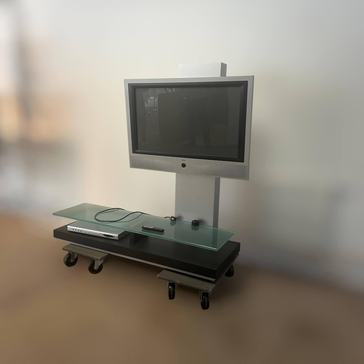 Bacher - TV Regal Adabar Metall Silber Glasplatte Elektrisch Höhenverstellbar Mit Rollen - 4