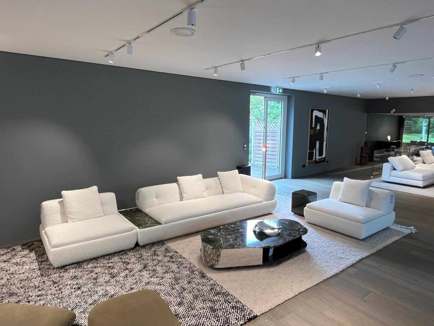 Minotti - Sofa Supermoon Stoff Orion 01 Bianco Cat. G Weiß mit 2 Sesseln - 5