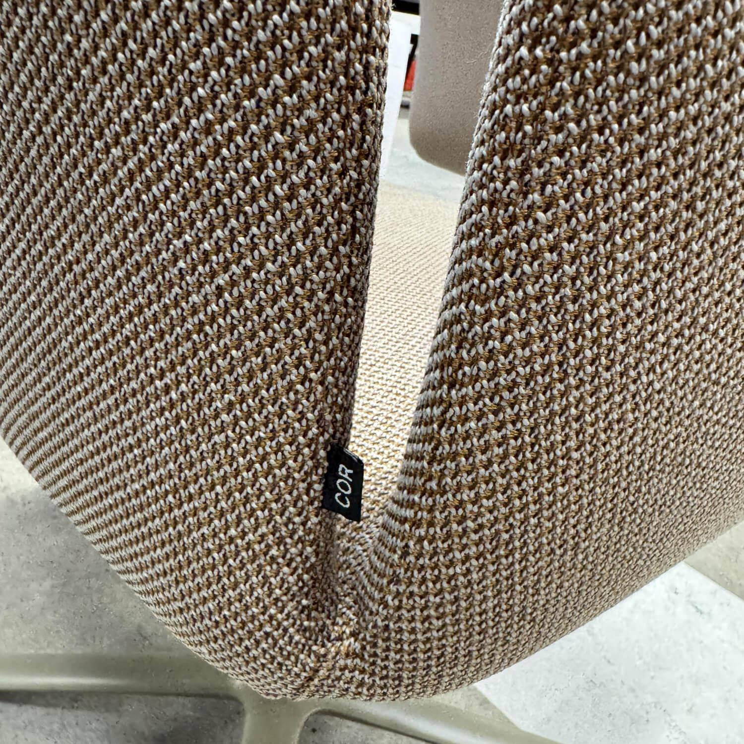 COR - 3er Set Drehstuhl Jalis 544 Stoff 8224 Bronze Braun 4 Fuß Gestell Lack RAL 070 60 10 Hellmahagoni Braun Grau - 5