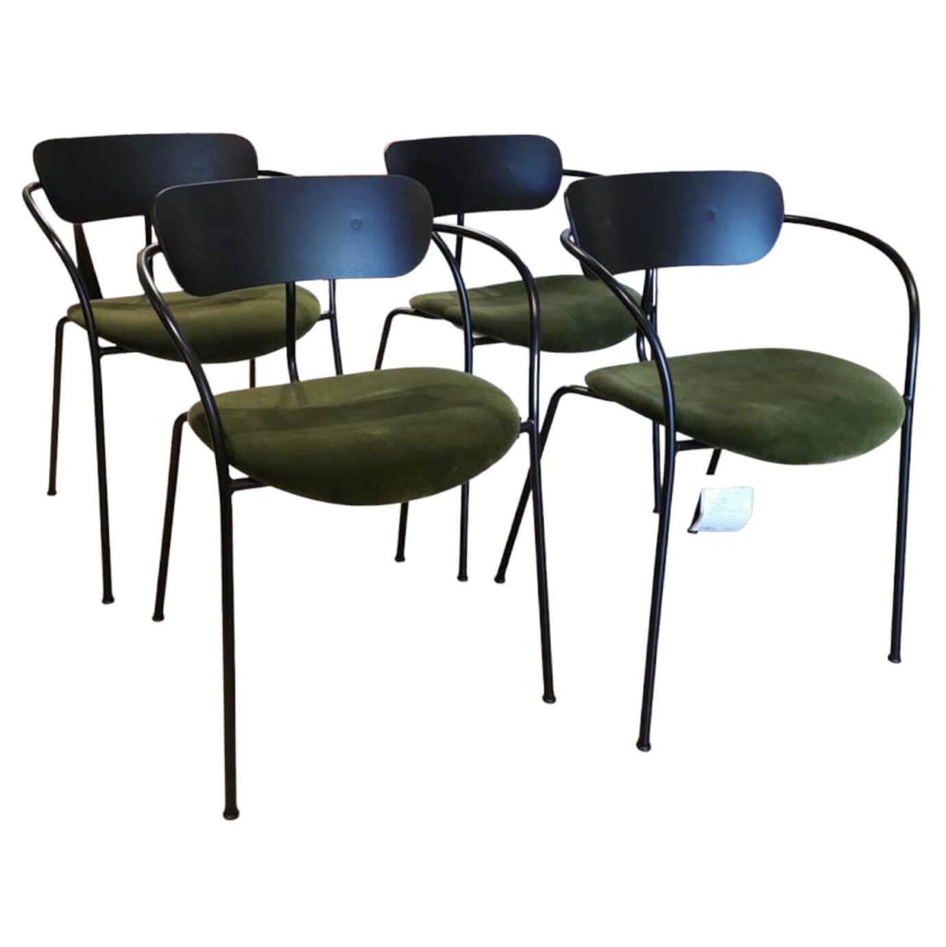 &tradition - 4-er Stuhlgruppe Pavillion Bezug Samt Dunkelgrün Gestell Eiche Schwarz - 1