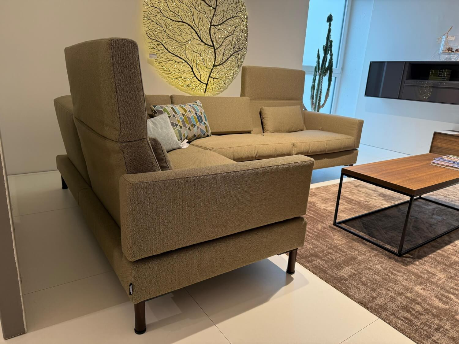 Brühl - Ecksofa Tomo Soft Stoff 3677 20 Braun Gestell Buche Gebeizt Nussbaum Dunkel Und Metall Schwarz Inklusive Kissen - 6