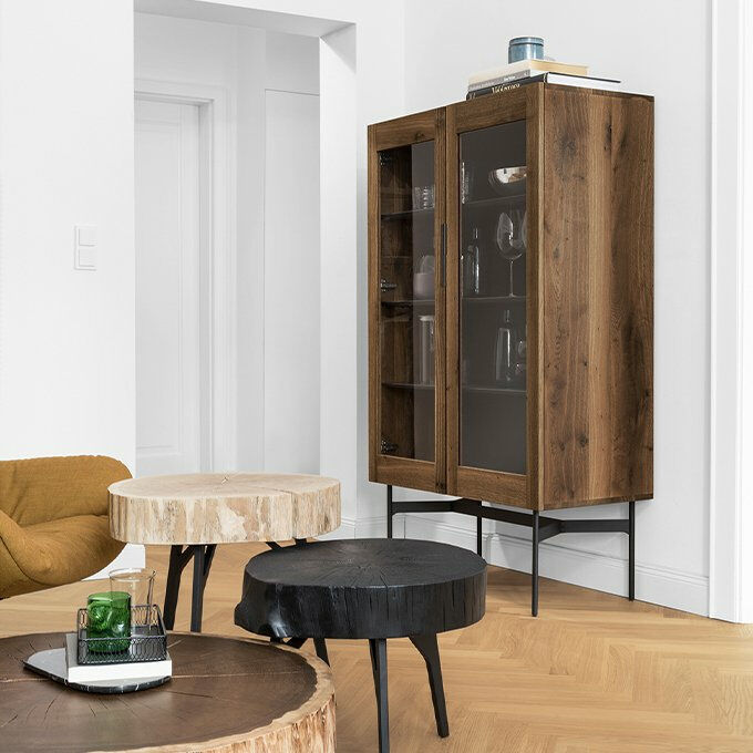 Janua - Vitrine BC 04 Eiche Geräuchert Weiß Pigmentiert Gestell Tiefschwarz - 2