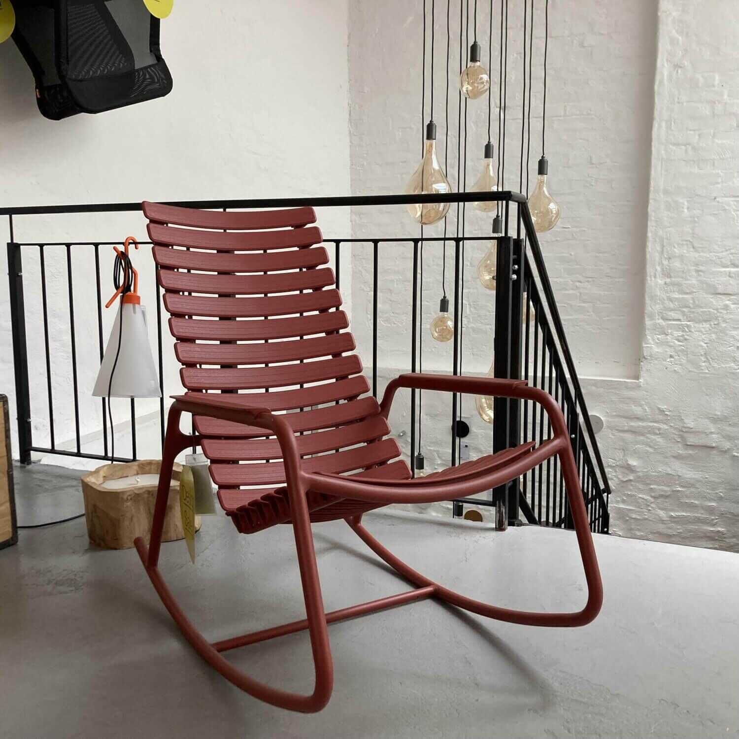 Stuhl Clips Rocking Chair Rote Lamellen Rot Gepulvertes Aluminiumgestell