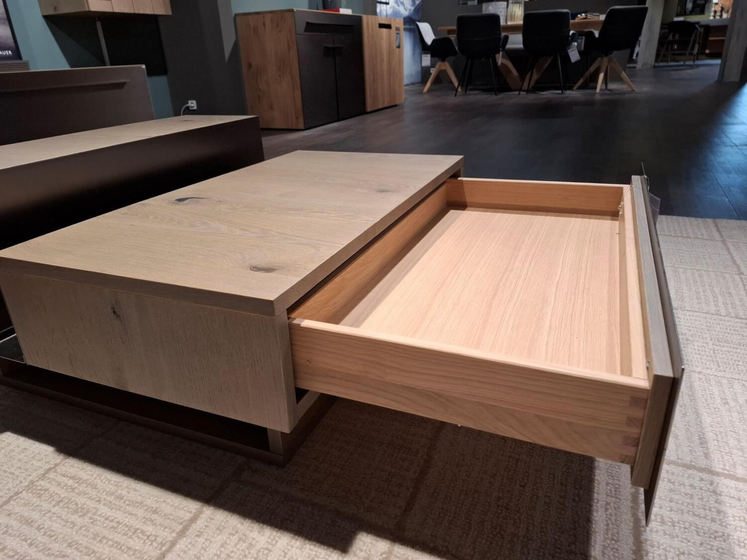 Voglauer - Couchtisch Vgalvino Alteiche Rustico Schwemmgrau Lackiert Akzent Metall - 3