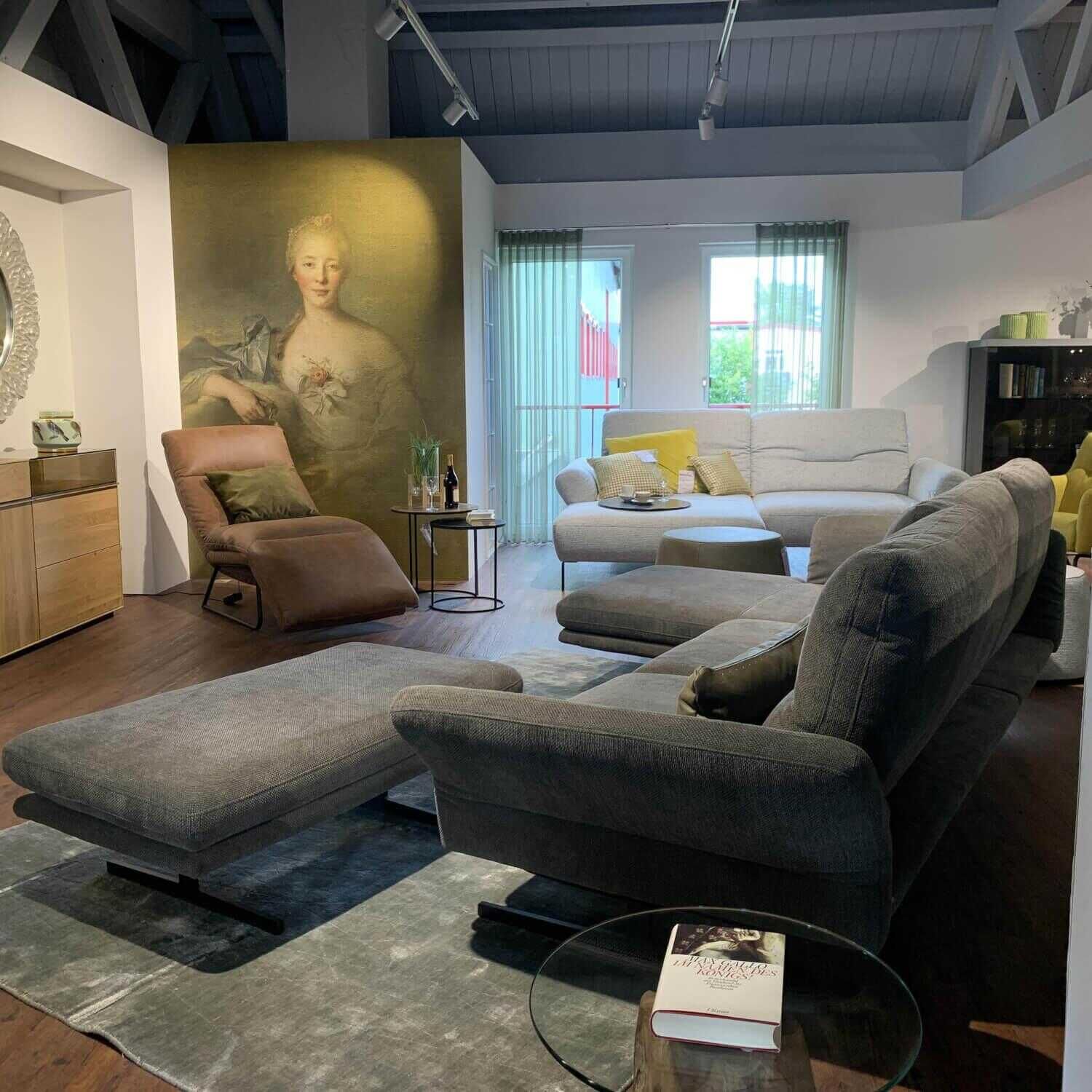 Comfort Republic - Ecksofa Alexander Stoff Lora 156 Hunter Grau mit Hocker und 3 Nierenkissen - 7