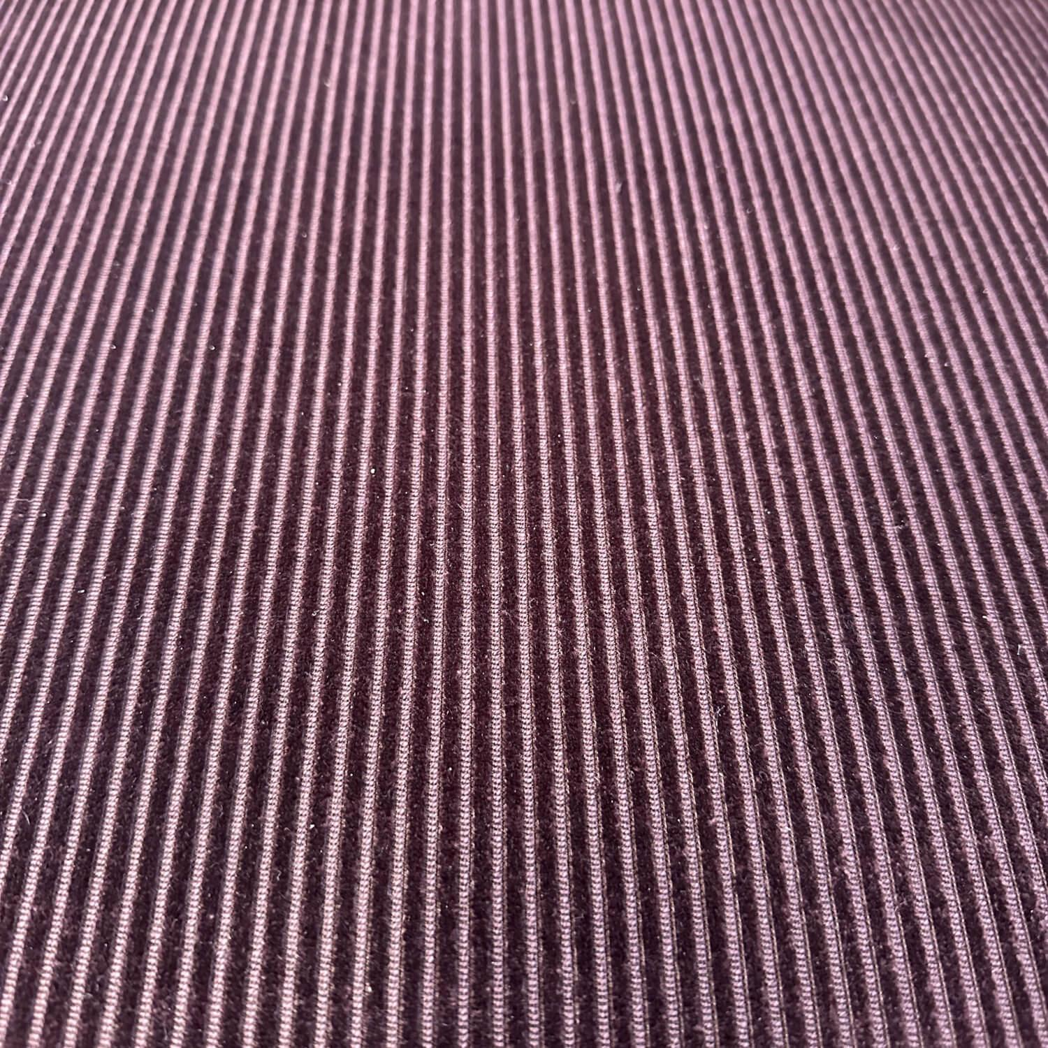 COR - Sofa Jalis 21 Stoff 9074 Merlot Rot Nahtband 5095 Kitt - 4