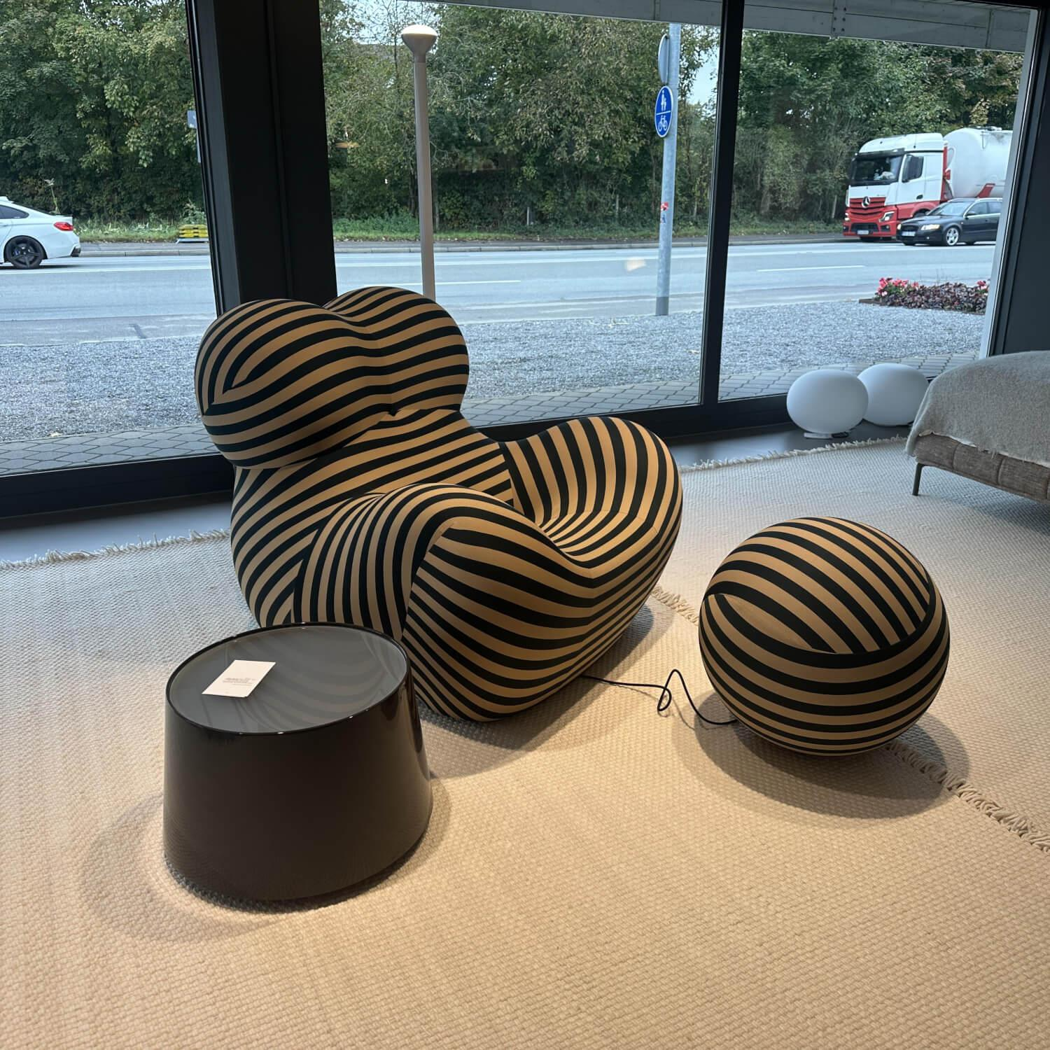 B&B Italia - Sessel UP 50 Stoff 140 Soara Gestreift Beige Und Petrolblau Blau Inklusive Hocker - 4