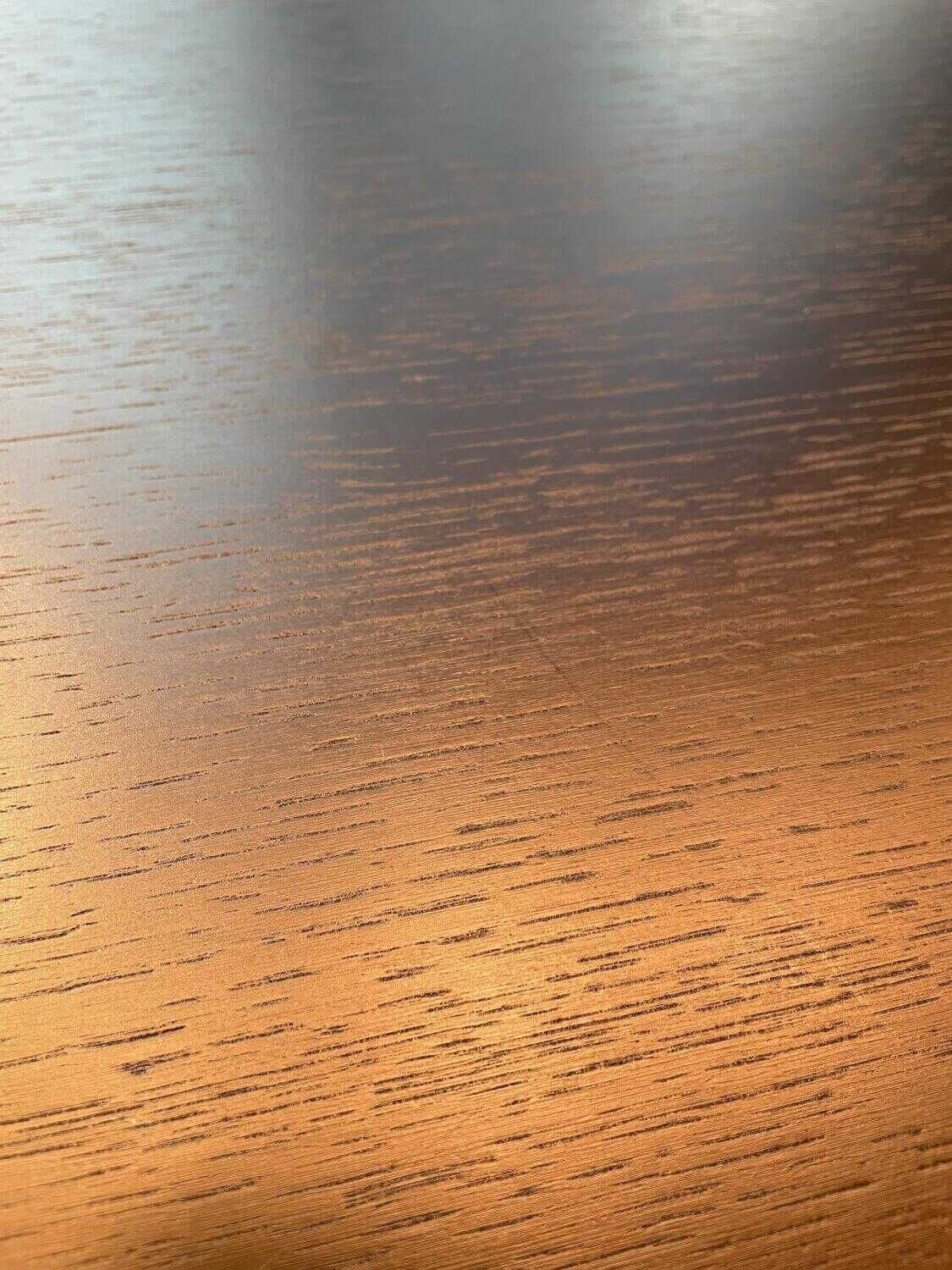 Vitra EM Table Tischplatte Eiche Furnier Gestell Pulverbeschichtet Glatt Tiefschwarz