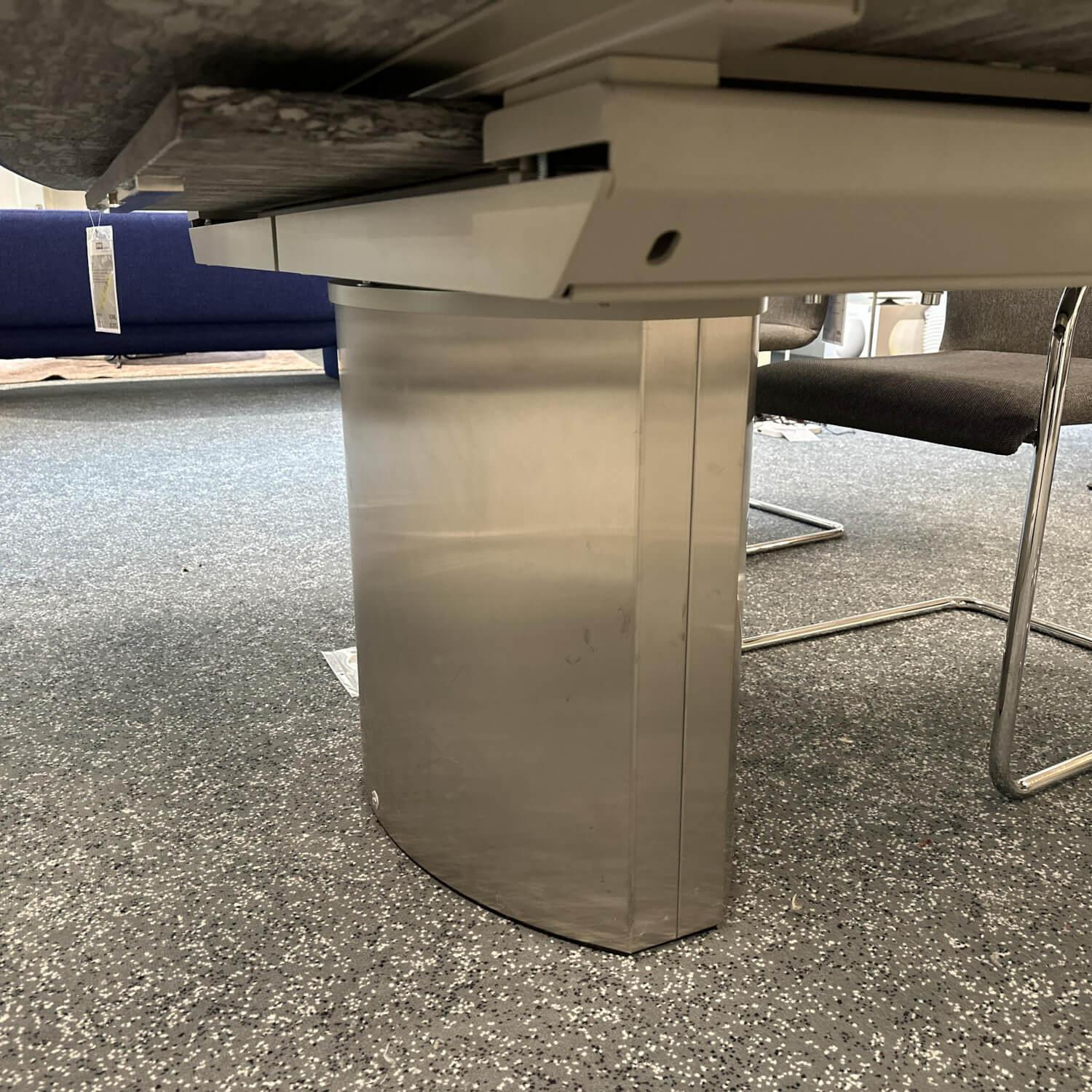 Draenert - Esstisch Adler 1224 Platte Gneis Grigio Beola Grau Geledert Sockel 2 Oval Edelstahl Matt Geschliffen Ohne Rollen - 5