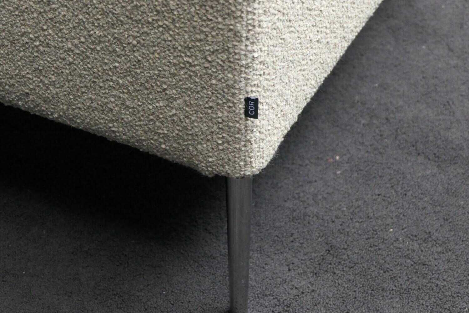 cor-mehr-m-C3-B6bel-sofa-pilotis-78-stoff-82-sand-f-C3-BC-C3-9Fe-chrom-mit-2-kissen-47971281322a COR - Sofa Pilotis 78 Stoff 82 Sand Füße Chrom mit 2 Kissen - 7