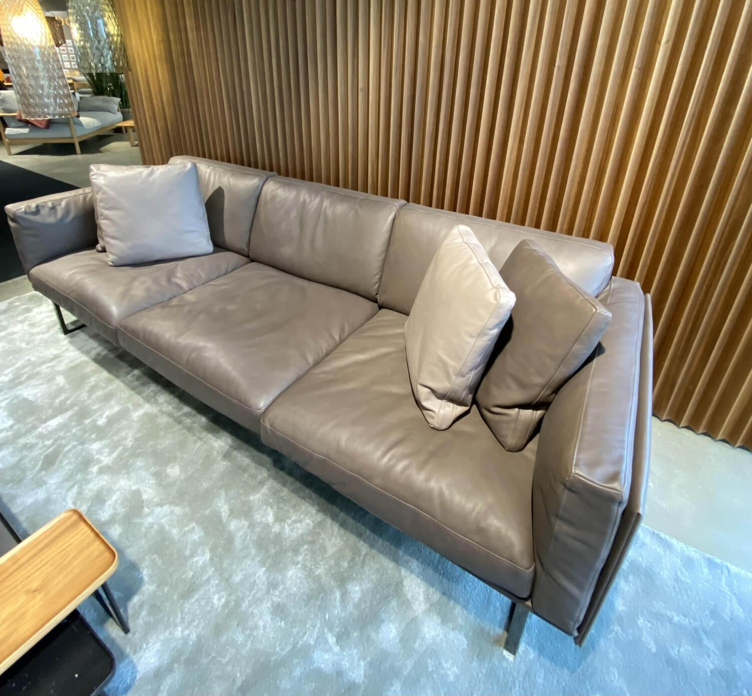 Cassina - Sofa 8 Leder Naturale ZZ  Moka 13Z367 Grau Braun Füße Aluminium Verchromt Inklusive 4 Kissen - 3