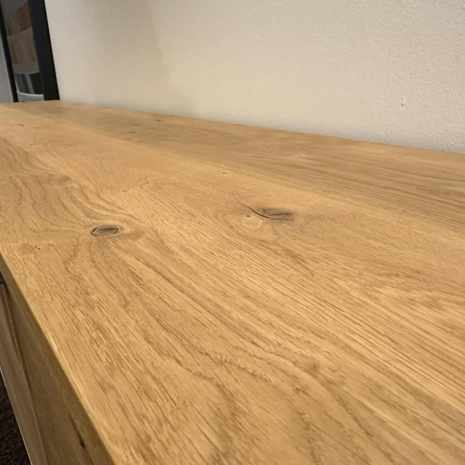 Janua - Sideboard SC21 Eiche Natur Geölt Mit Ästen Füße Y Gestell H23 RAL9005 Tiefschwarz Schwarz - 6