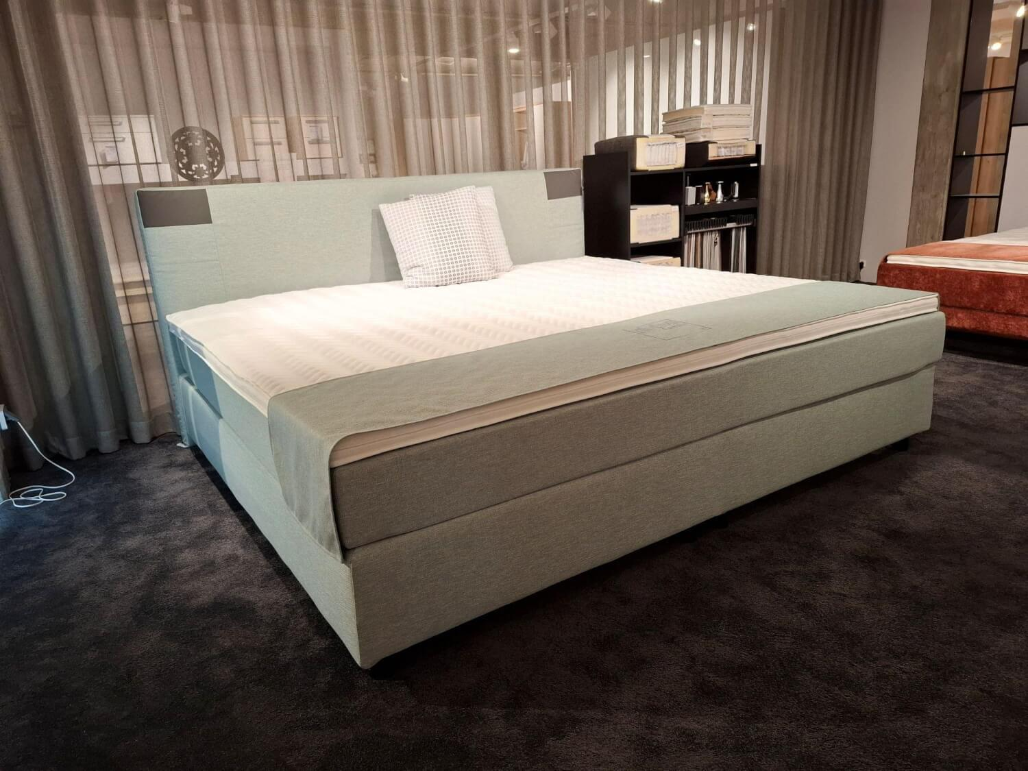 Global - Boxspringbett Valencia Stoff Hopper Mint Grün mit Matratze und Topper - 3