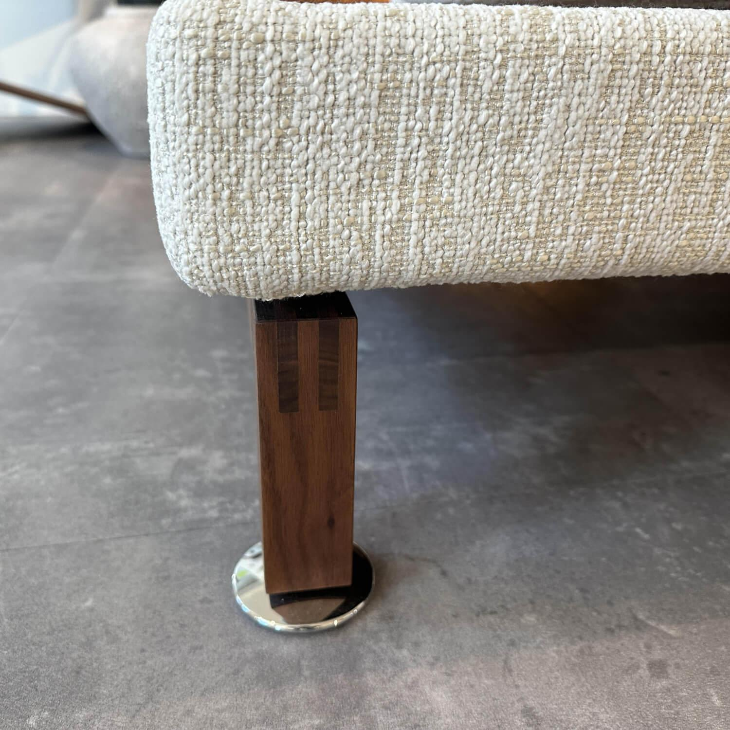 Brühl - Funktionssofa Moule Stoff 3690 40 Beige Holzkufe Nussbaum Geölt Tellerfuß Verchromt Inklusive Kissen - 5