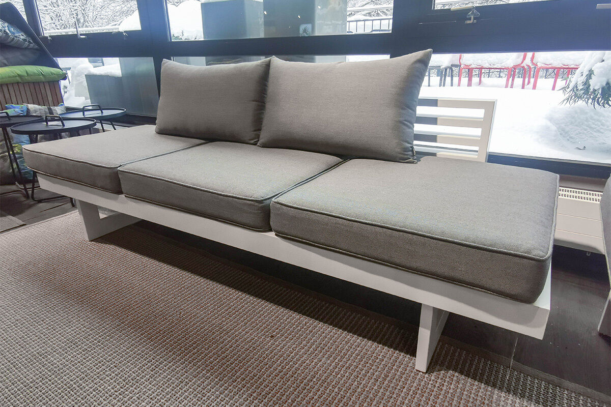 Stern - Outdoor Liege New Holly Kissen Polyacryl Seidengrau Grau Gestell Aluminium Weiß - 6