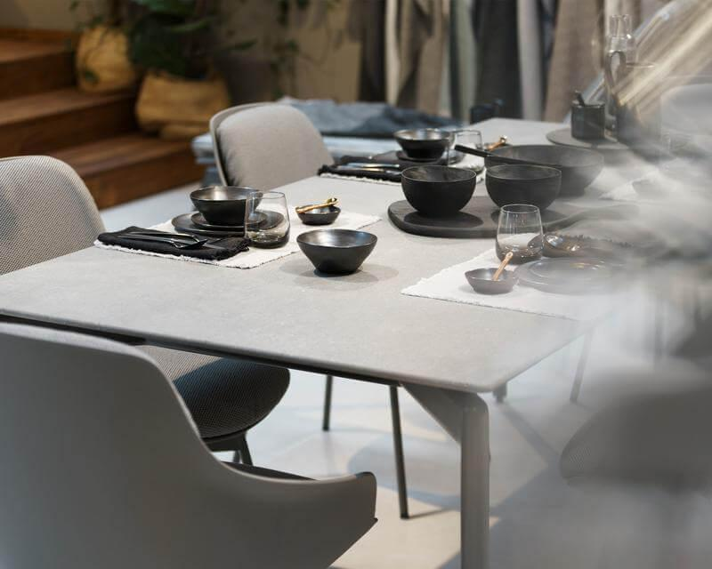 Rolf Benz - Esstisch Rolf Benz Suno Outdoor Mineralsteingemisch Grau Gestell Aluminium Anthrazit Matt Pulverbeschichtet - 2