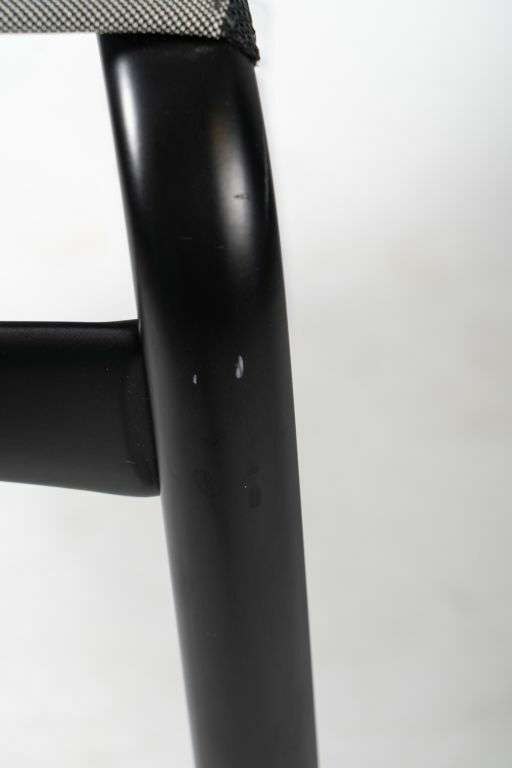 Alias - Armlehnstuhl Frame XL 45906003 Gestell Aluminium Schwarz Lackiert A009 Netzgewebe Schwarz R007 Stoff Kvadrat Gloss Grau 152 GL03 - 2