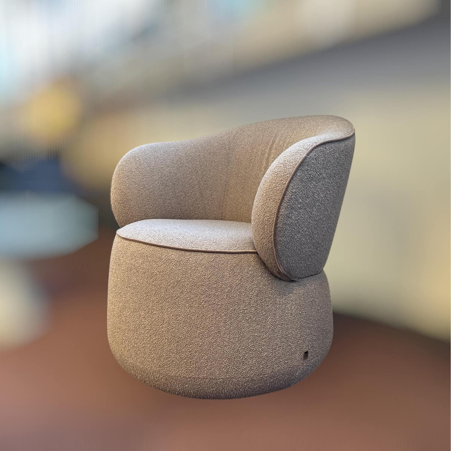 Bielefelder Werkstätten - Sessel Nimbo Stoff Queen BW1775-585 Beige Tellerfuß Schwarz Pulverbeschichtet Mit Drehfunktion - 2