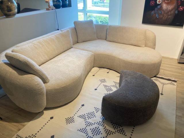 Natura - Sofa Karasu Stoff 2 Catch Me 02 04 Beige Füße Kunststoff Schwarz Inklusive Hocker - 3