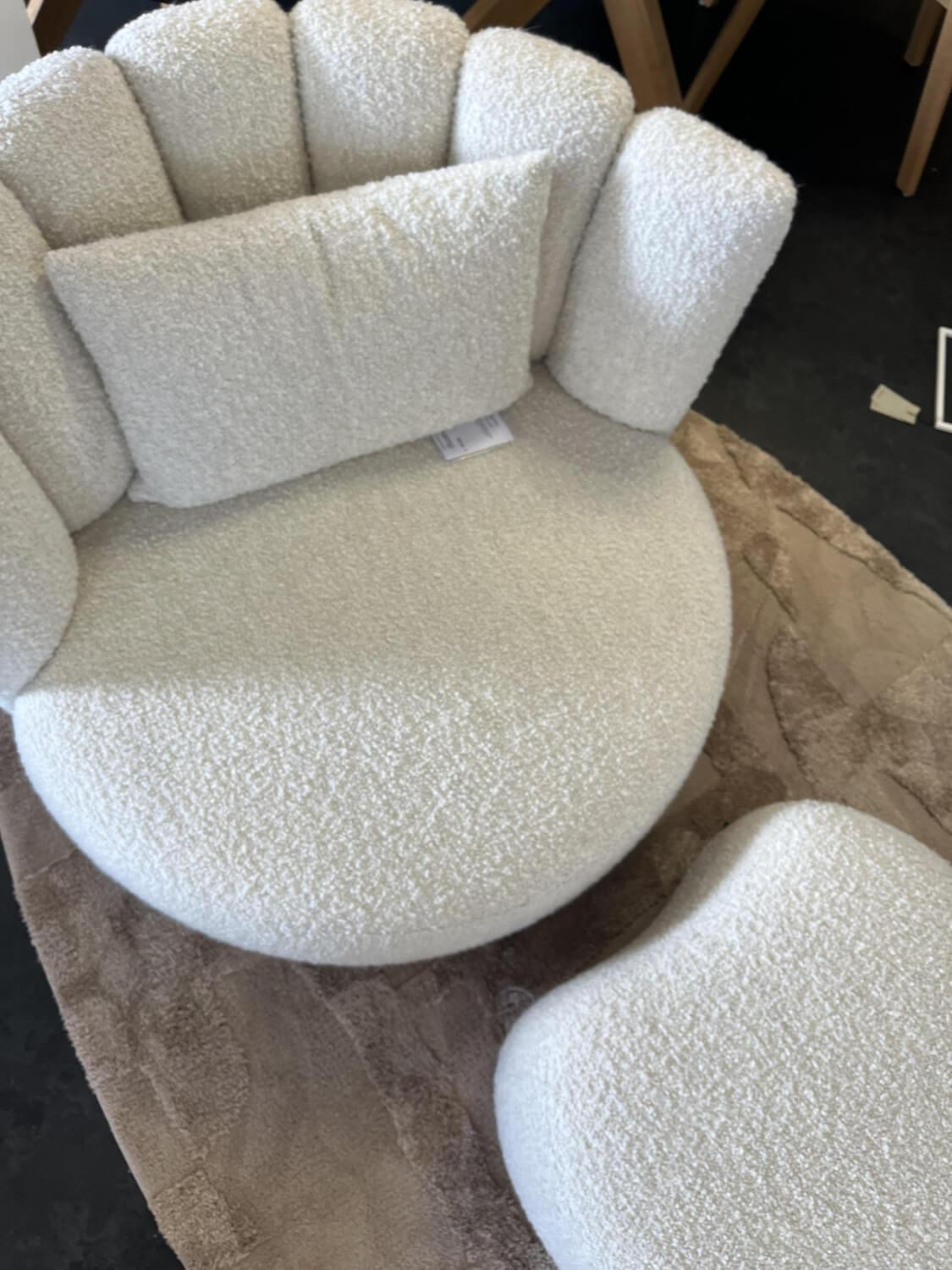 KFF - Sessel Gaia Divano Stoff JAB Collection Fluffy Creme 5-Stern Gestell Metall Schwarz Drehbar Inkl. Hocker Und Kissen - 2