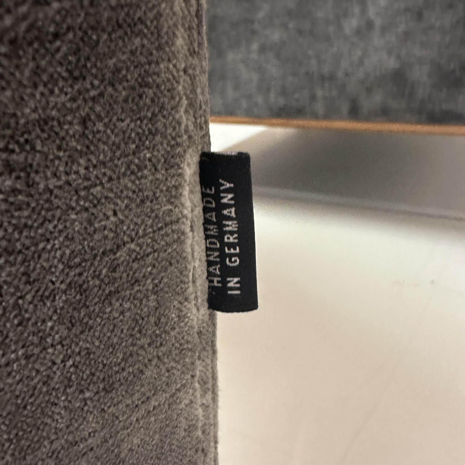 Werther - Sofa Mit Sessel Skagen Bezug Stoff Dark Grey U302K Dunkelgrau Untergestell Nussbaum - 14