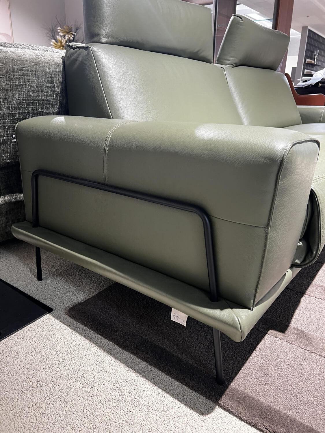 WK Wohnen - Sofa WK 670 Volluto Leder Montana Olive Grün Metallfüße Schwarz - 2