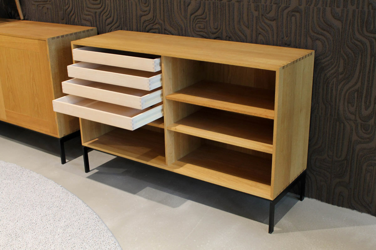 Carl Hansen & Søn - Bücher-Sideboard FK63 Eiche Geölt Gestell Schwarz Lackiert - 7
