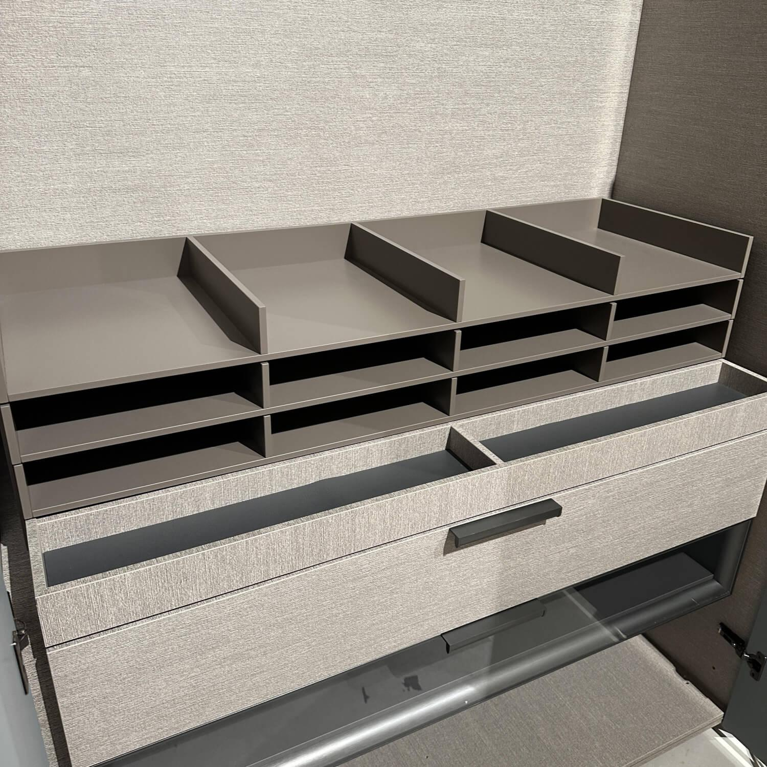 Molteni & C - Kleiderschrank Gliss Master Korpus Melaminbeschichtet Shantung Grau Front Lack Blaugrau Mit Drehtür - 8