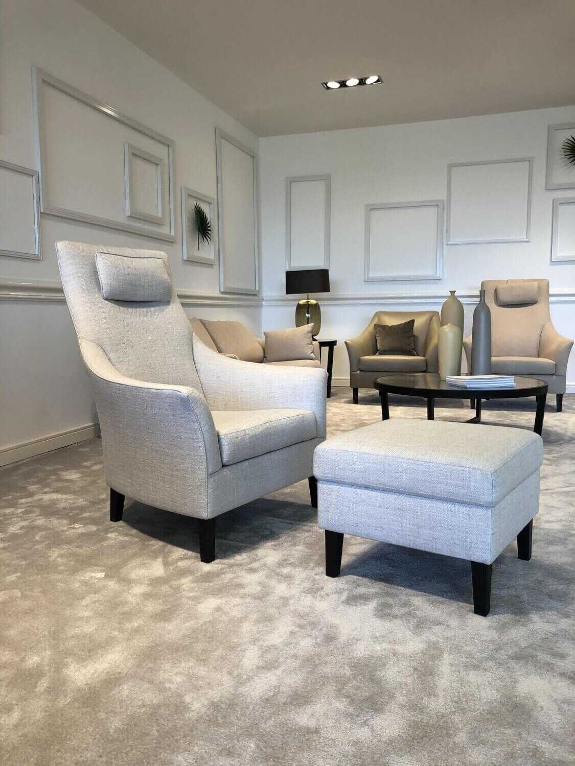 Bielefelder Werkstätten - Sessel Saloni Stoff Jolie 1743-373 Beige Creme mit Hocker - 3