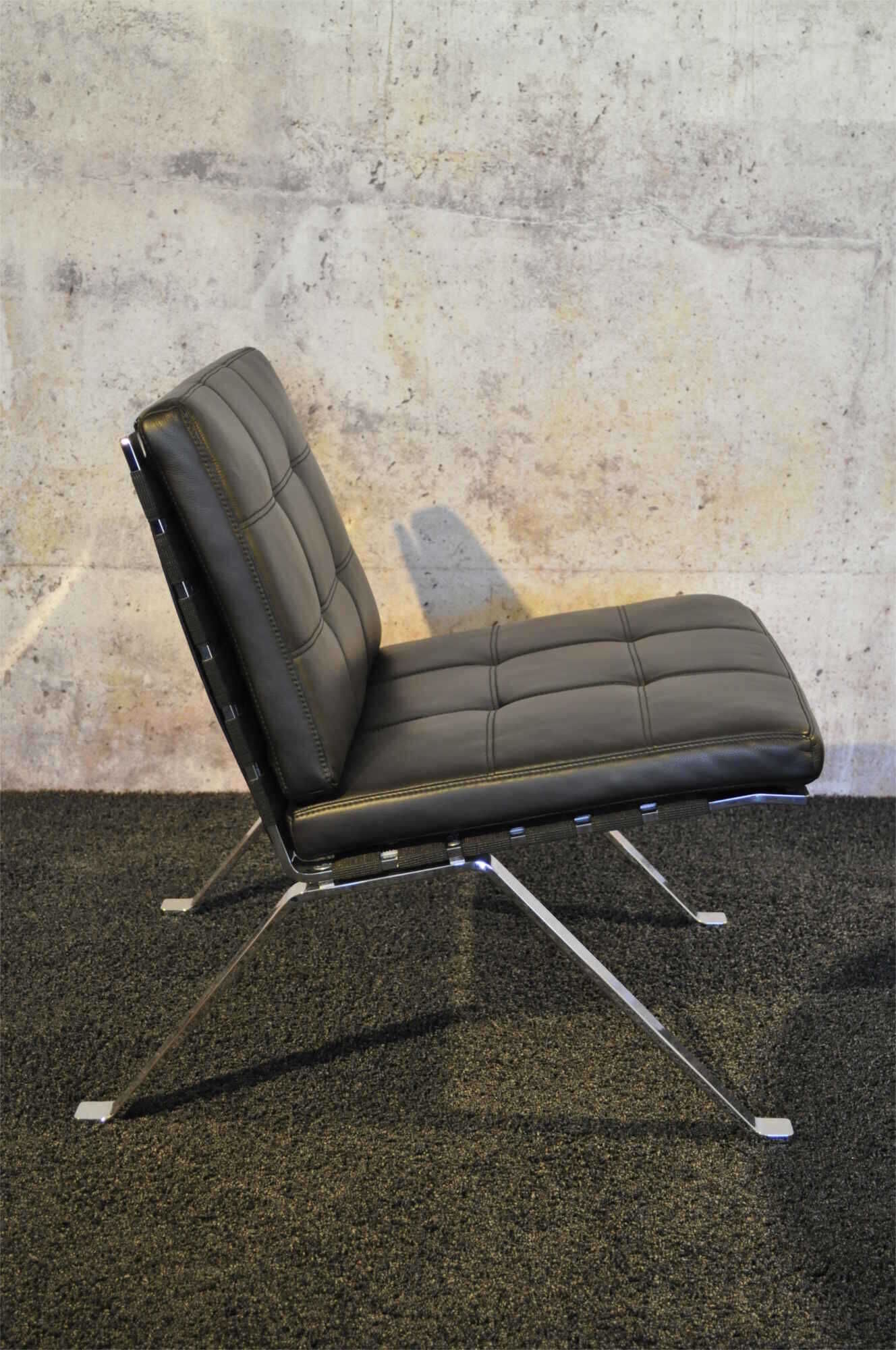 03-11-17-Lounge-Chair-schwarz-Braum-Frankfrut-2 Girsberger - Sessel Lounge Chair 1600 - 3