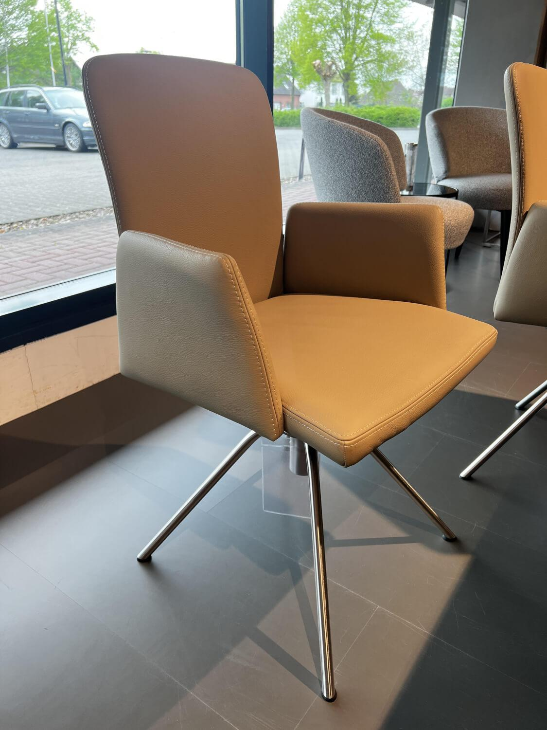 WK Wohnen - 6er-Set Stuhl 701 Leder Toledo Echt Mastic Beige Gestell Viefuß Edelstahl Matt Mit Kunststoffgleitern - 2
