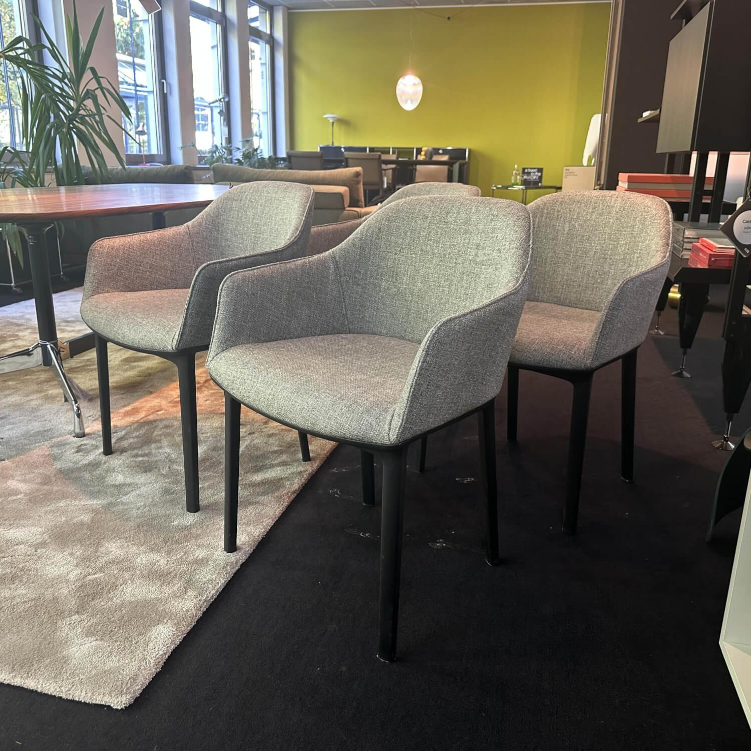 Vitra -  4er-Set Armlehnstuhl Softshell Stoff Savanna Grau Vierbeingestell Kunststoff Basic Dark Schwarz - 7